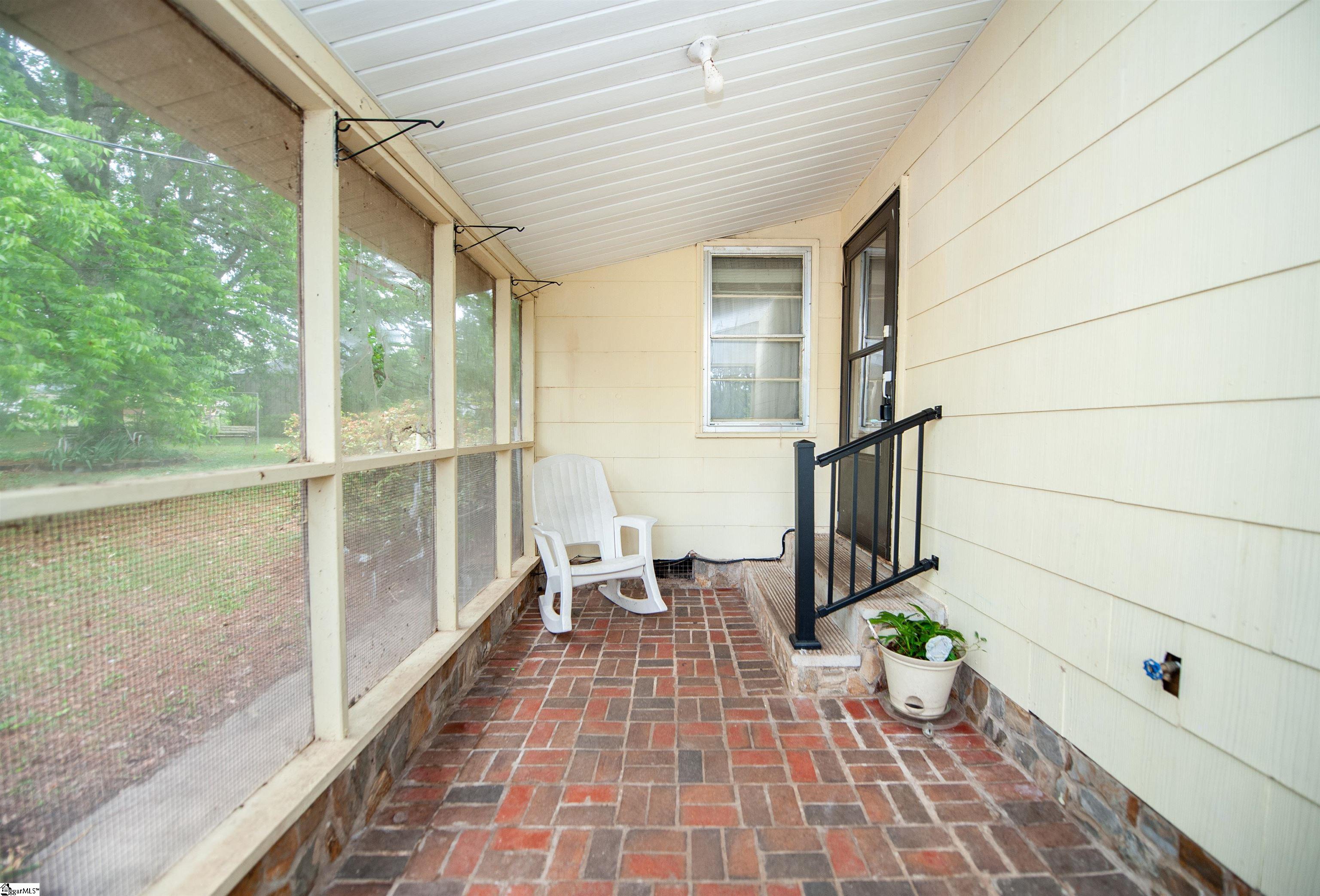 607 Vanney Circle Boiling Springs, SC 29316