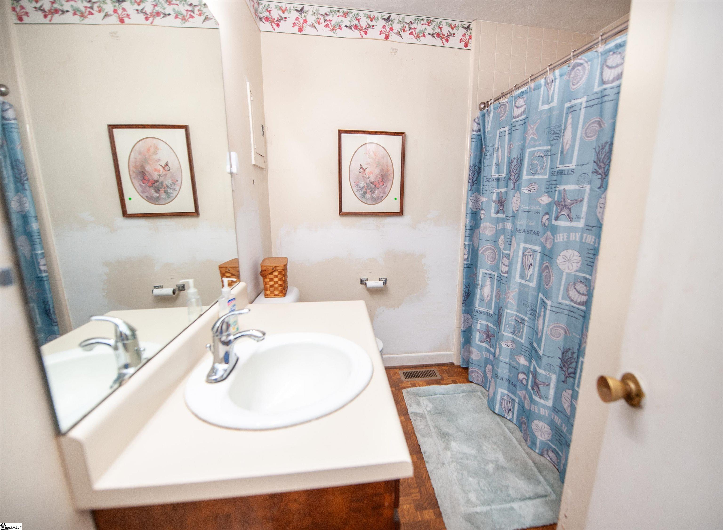 607 Vanney Circle Boiling Springs, SC 29316
