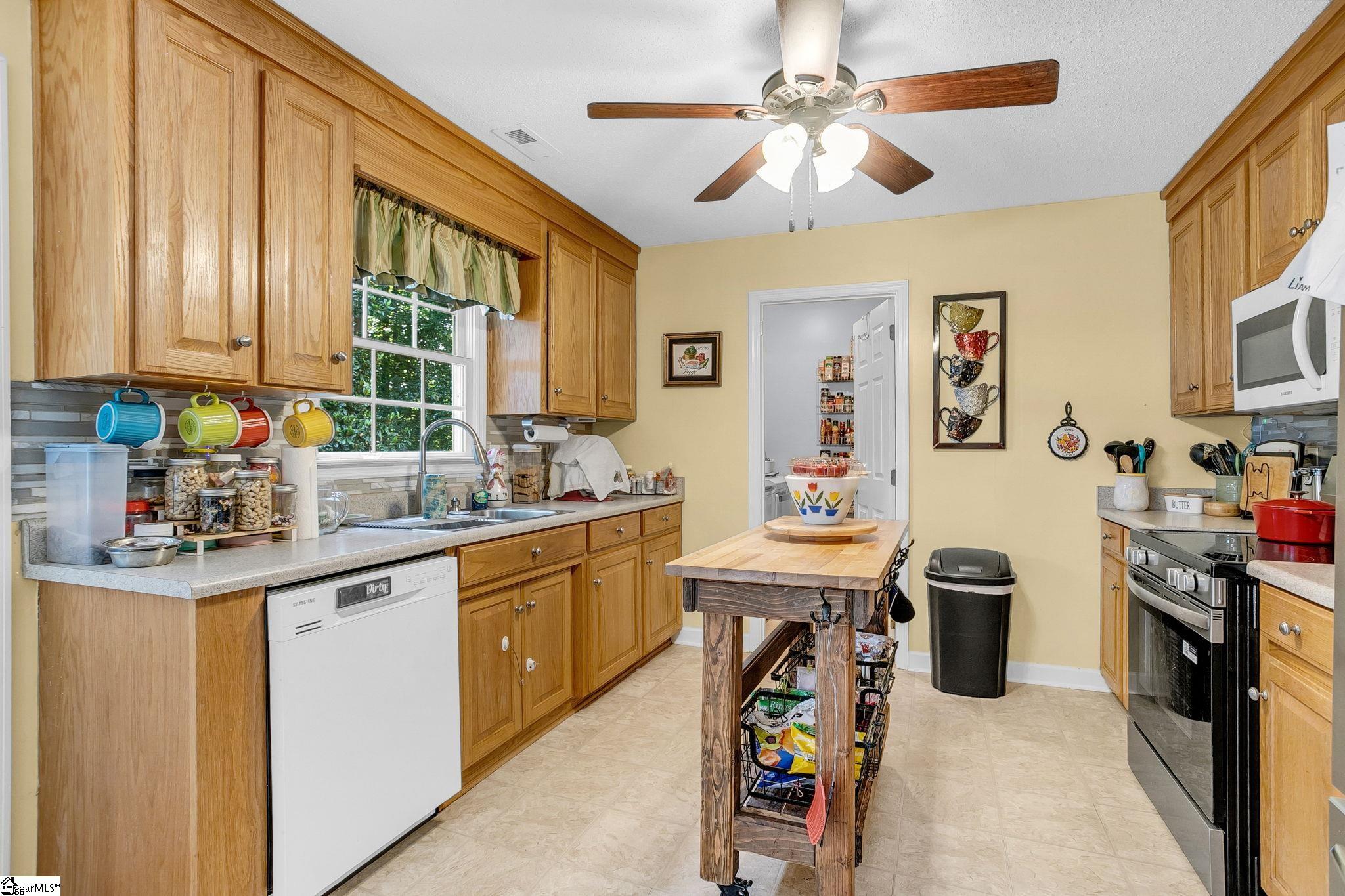 145 Austin Place Drive Boiling Springs, SC 29319
