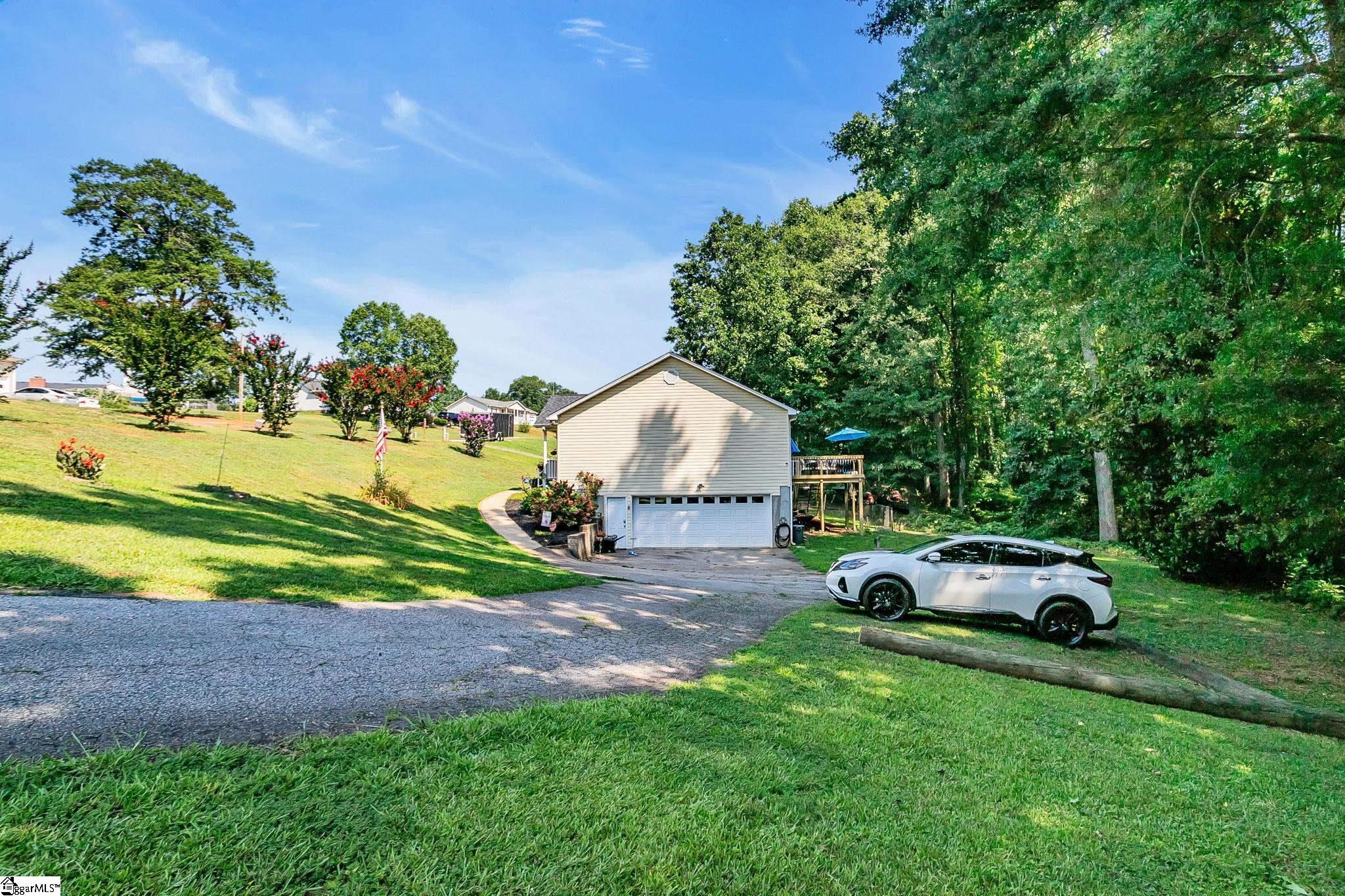 145 Austin Place Drive Boiling Springs, SC 29319