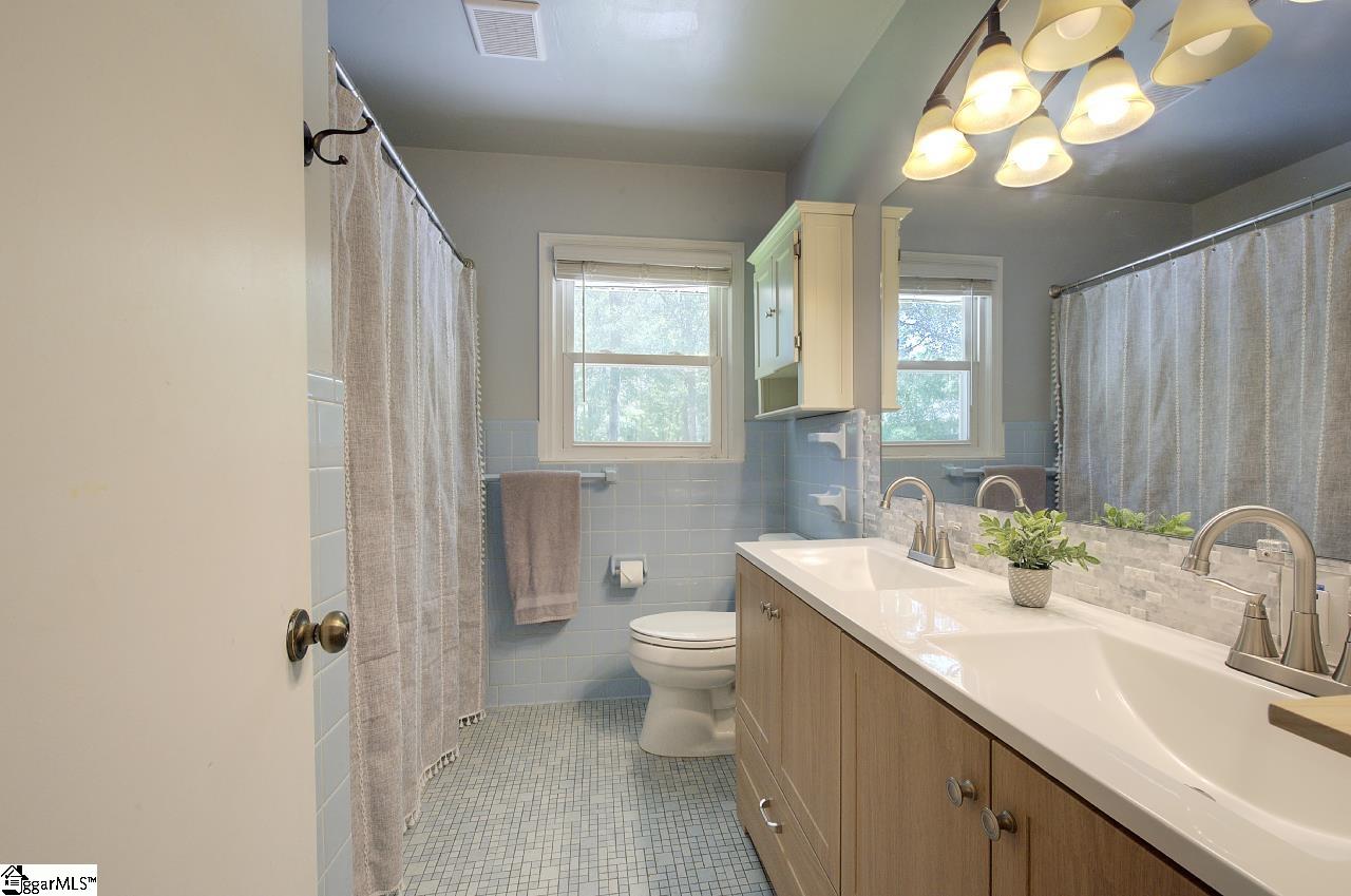 303 Mill Street Williamston, SC 29697-1955