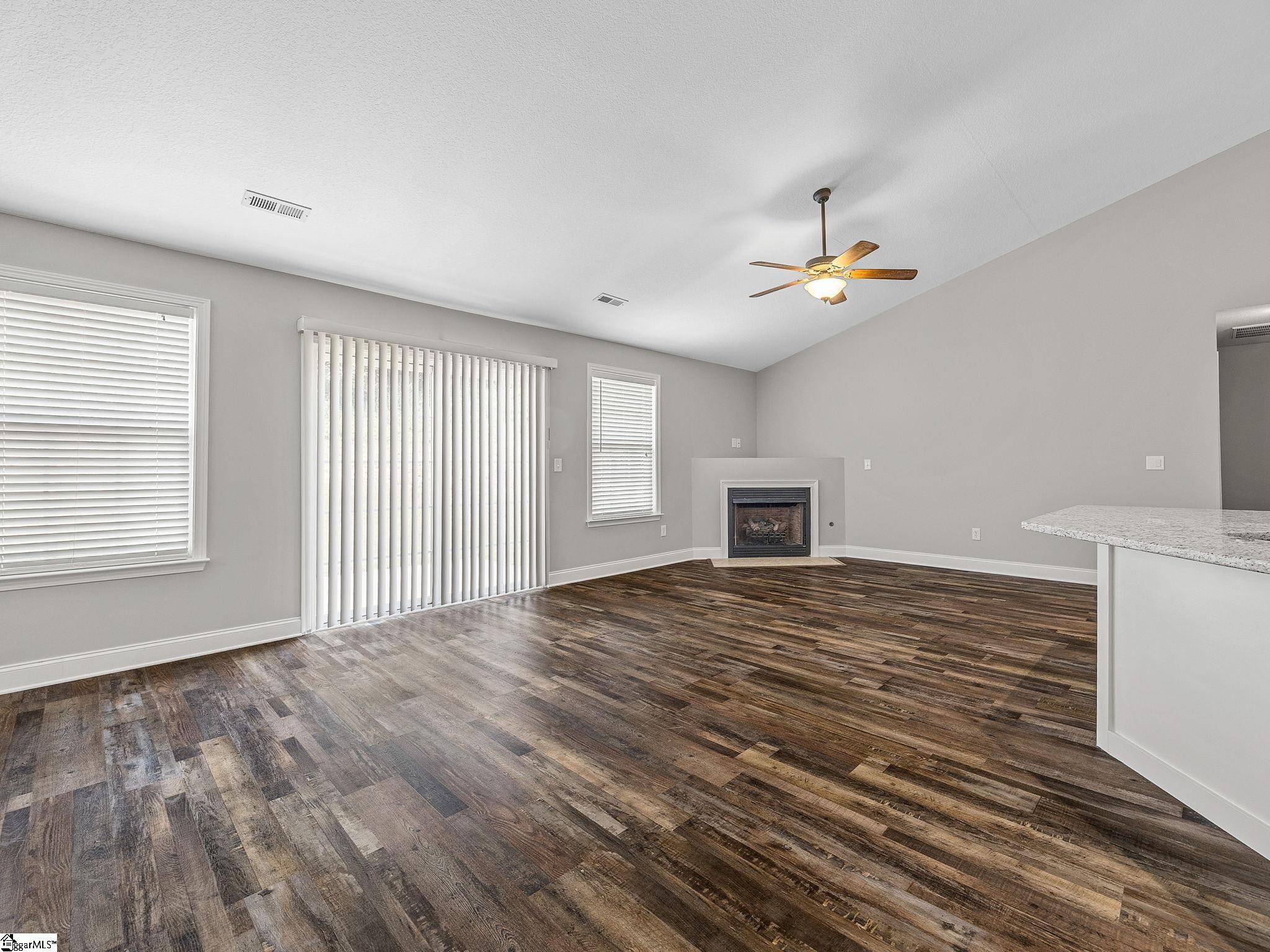 319 Kelly Farm Road Moore, SC 29369
