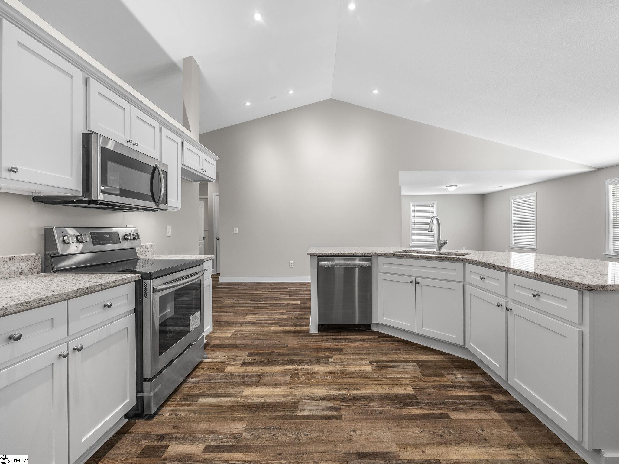 319 Kelly Farm Road Moore, SC 29369
