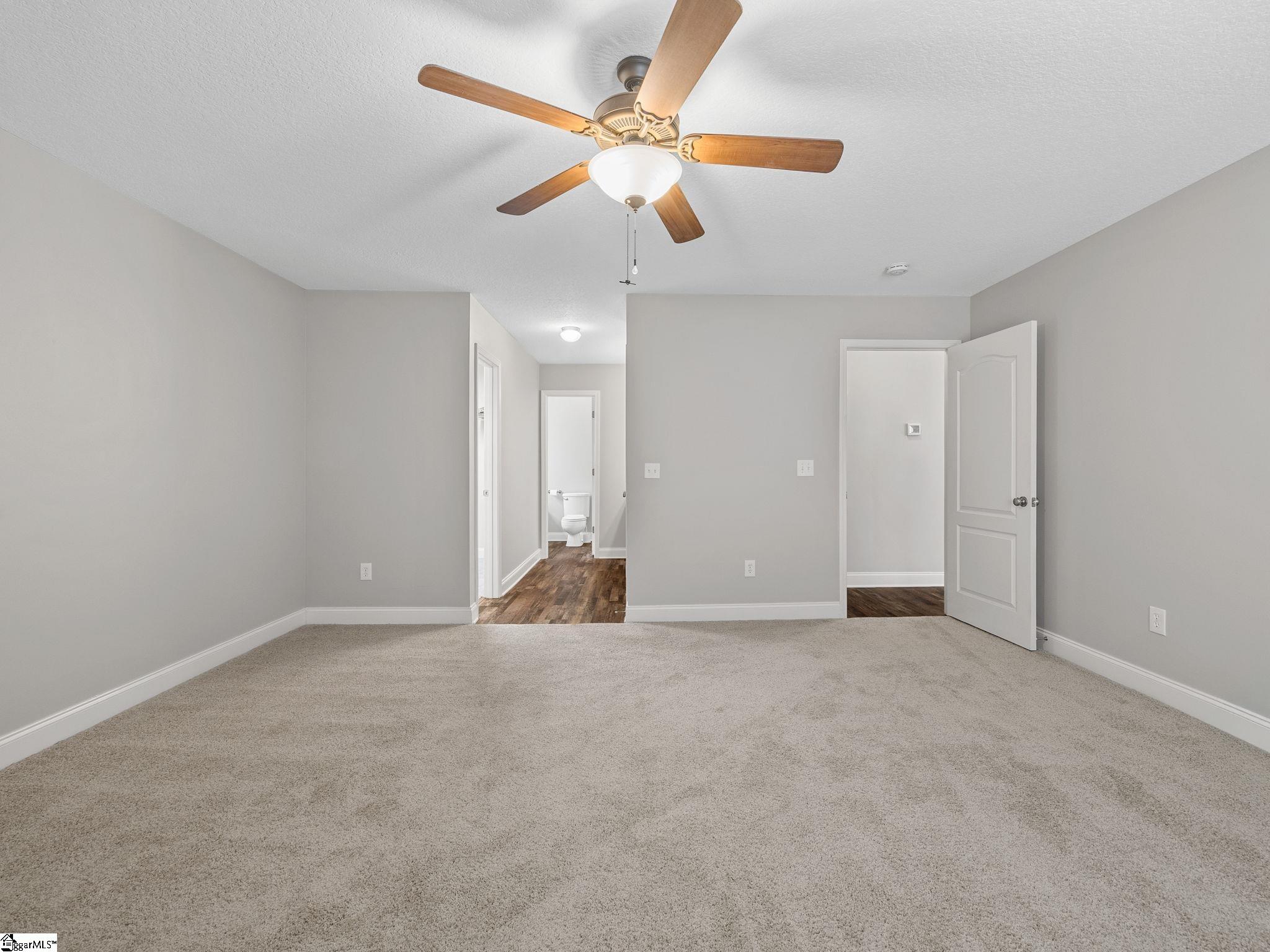 319 Kelly Farm Road Moore, SC 29369
