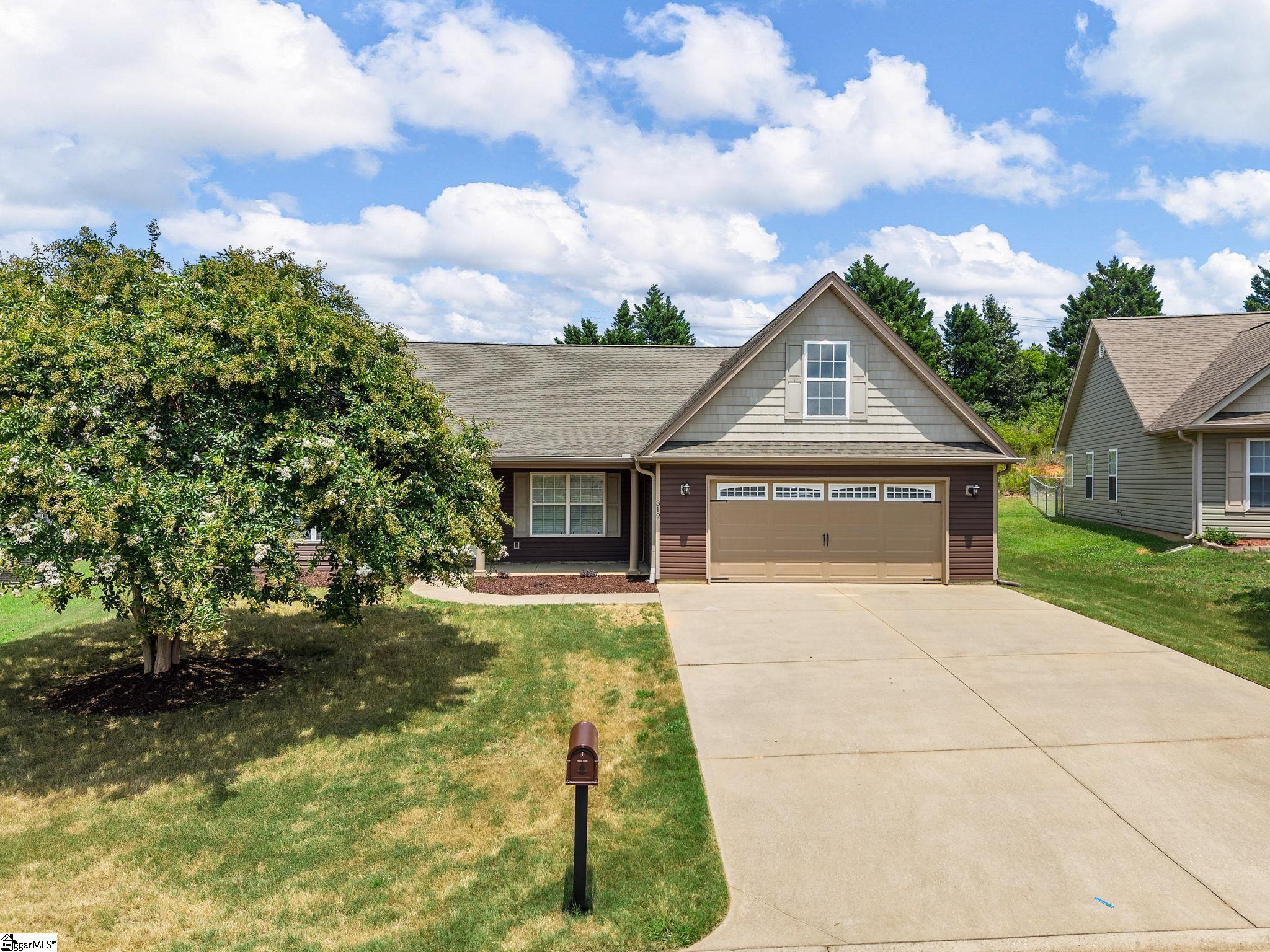 319 Kelly Farm Road Moore, SC 29369