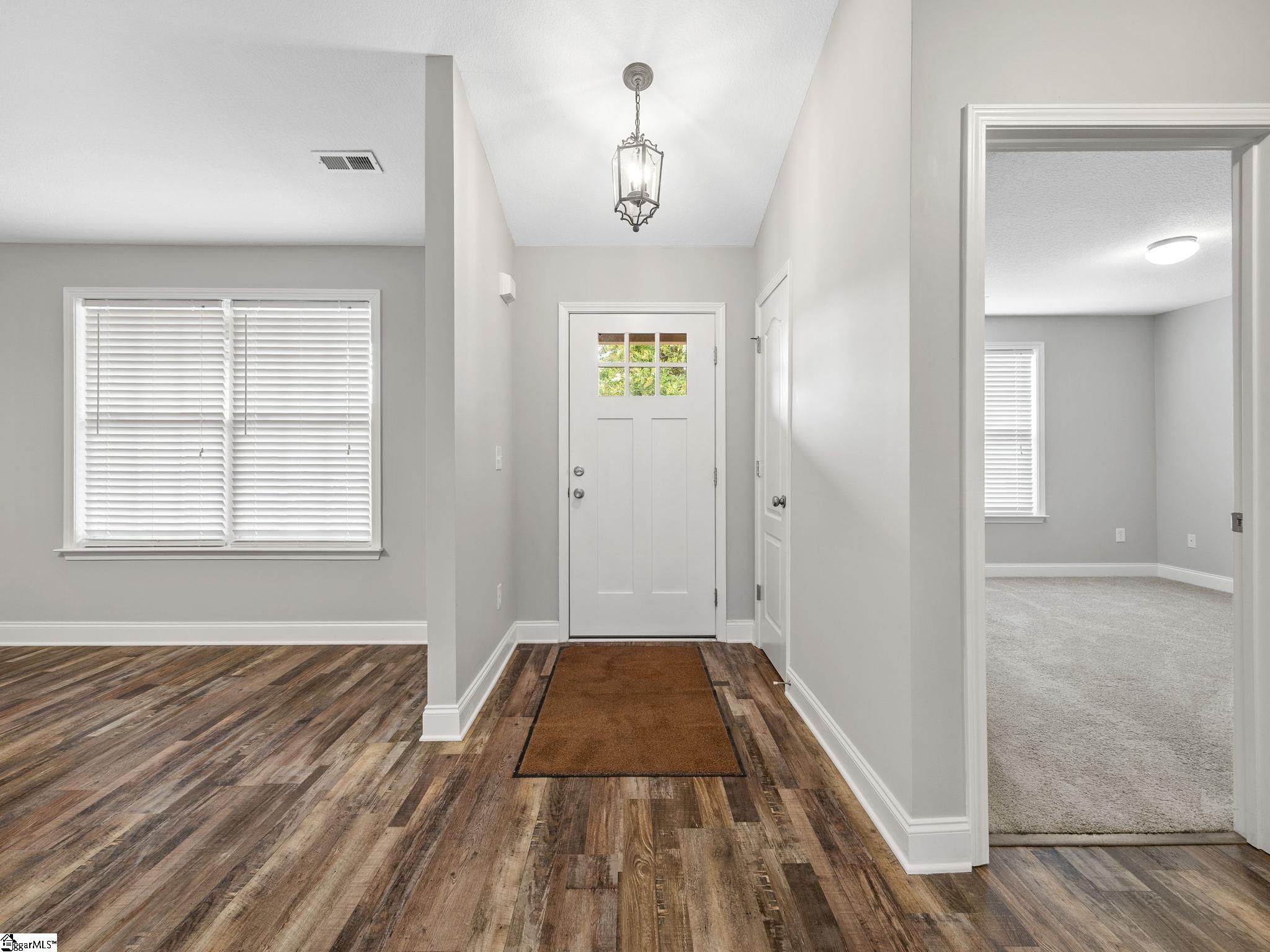 319 Kelly Farm Road Moore, SC 29369