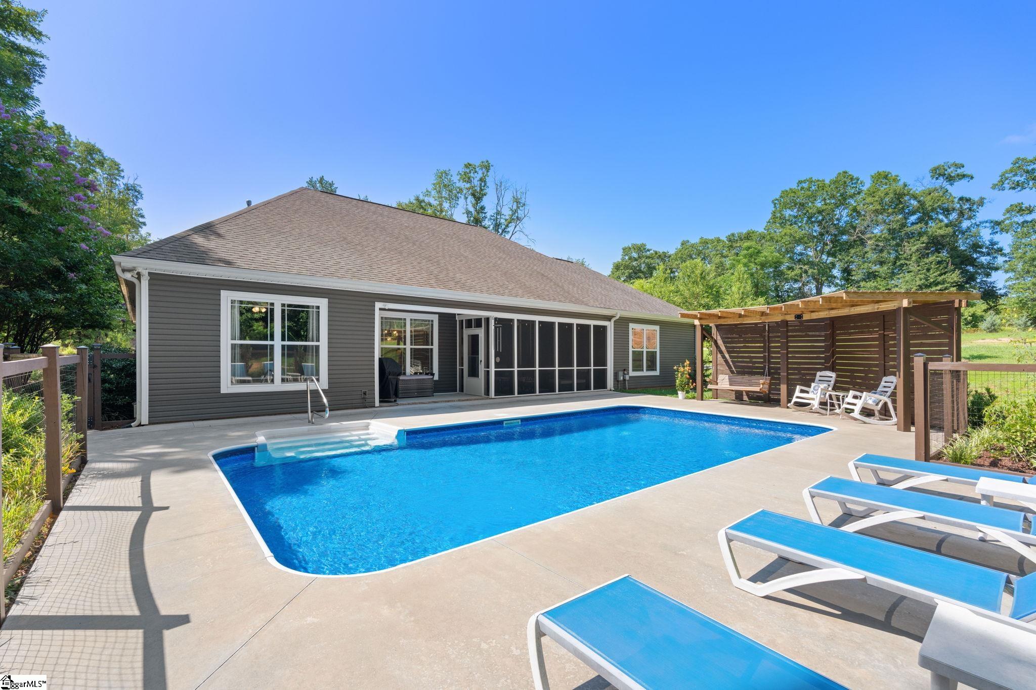 1025 McKelvey Road Pelzer, SC 29669