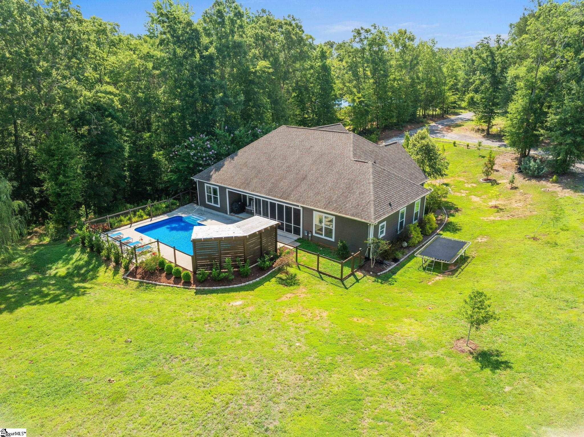 1025 McKelvey Road Pelzer, SC 29669