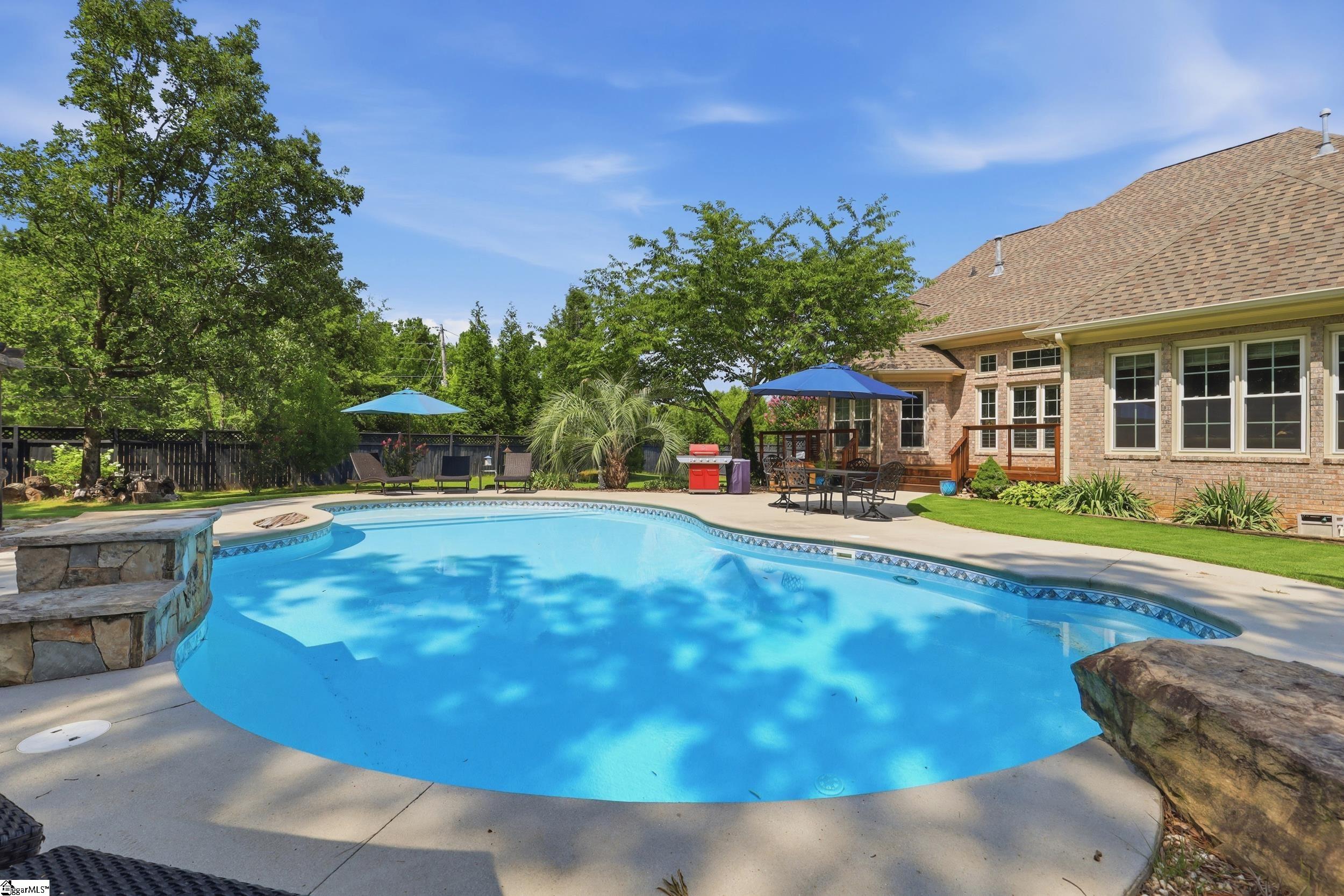 2 Stonebrook Farm Way Greenville, SC 29615