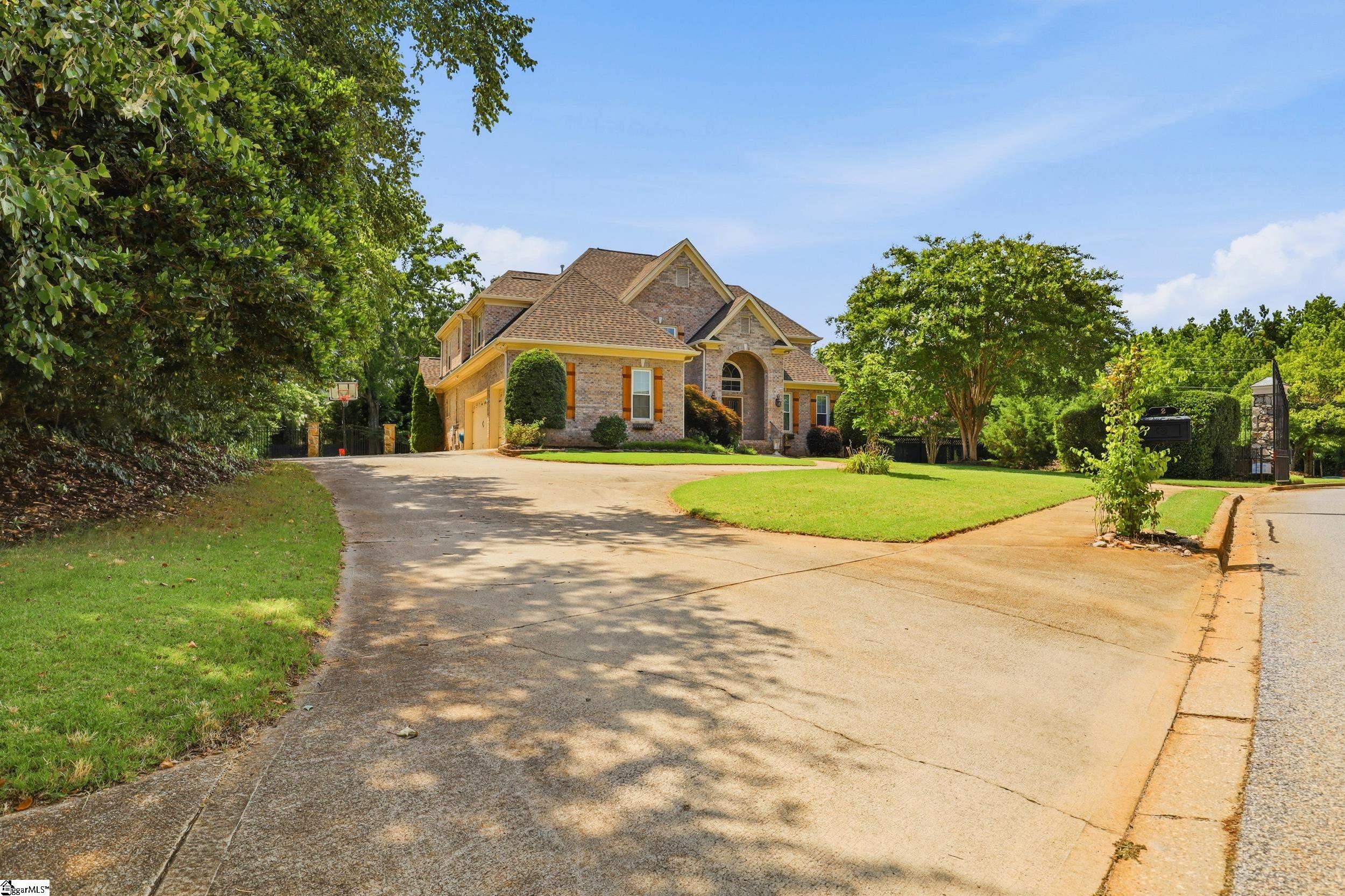 2 Stonebrook Farm Way Greenville, SC 29615