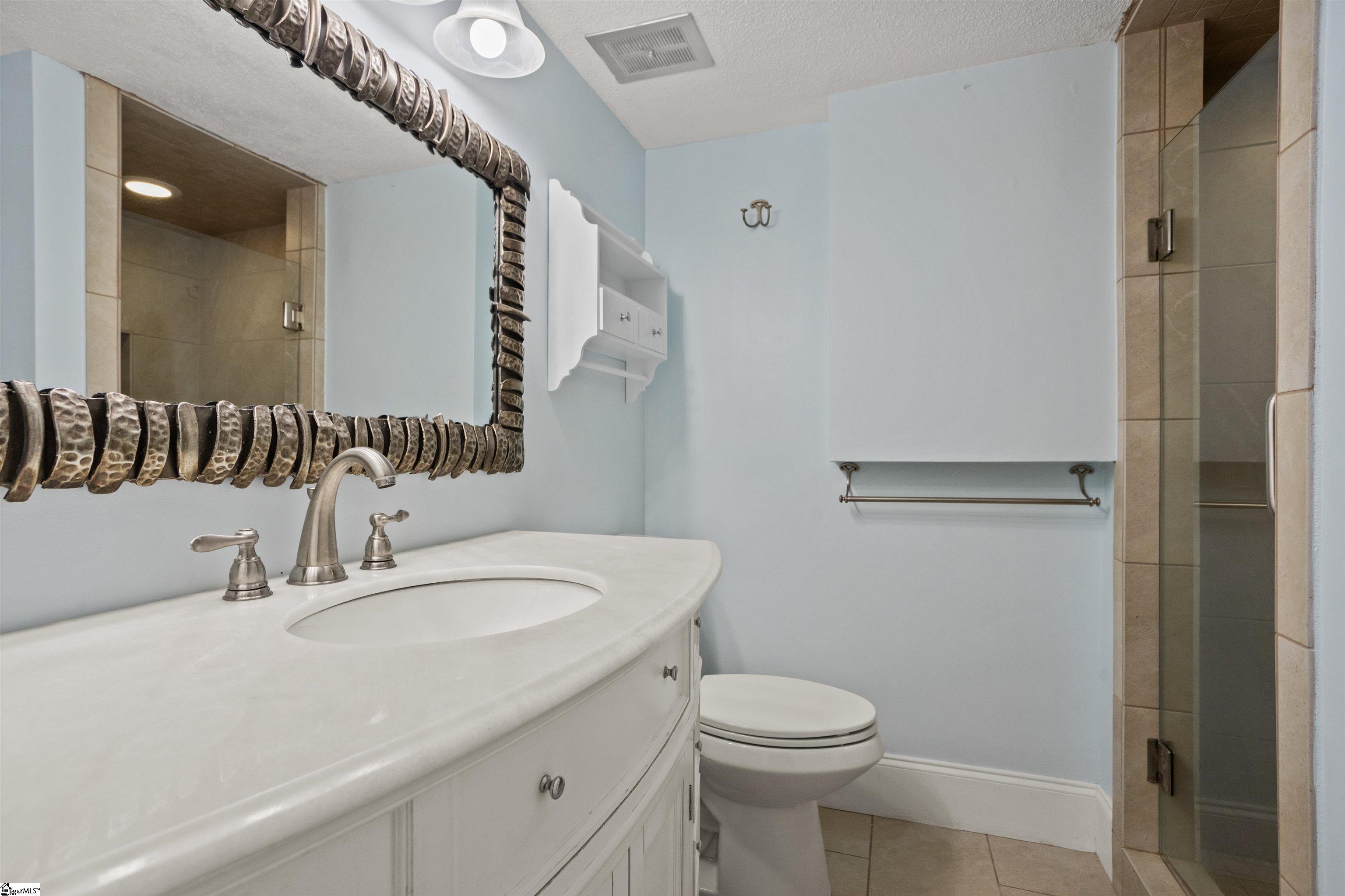 295 Fairlane Drive Spartanburg, SC 29307