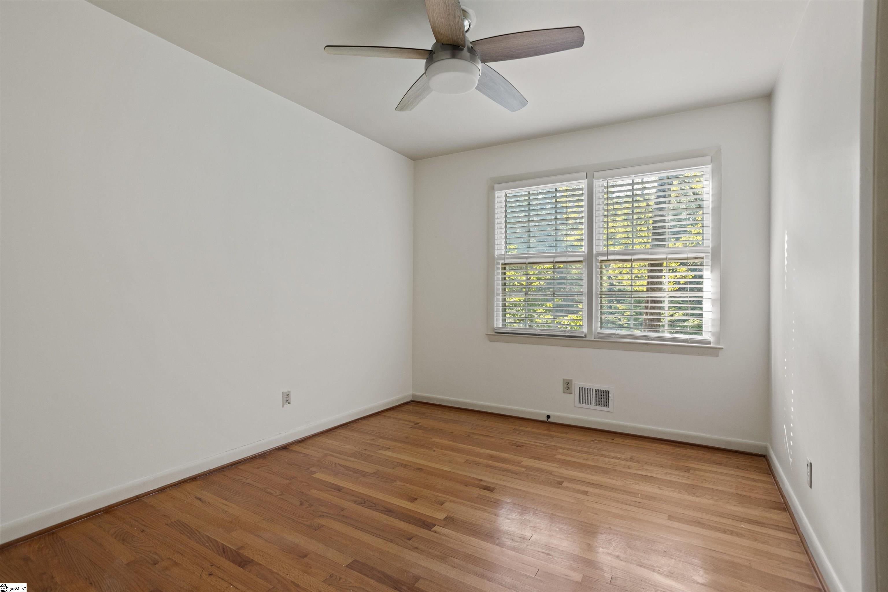 295 Fairlane Drive Spartanburg, SC 29307