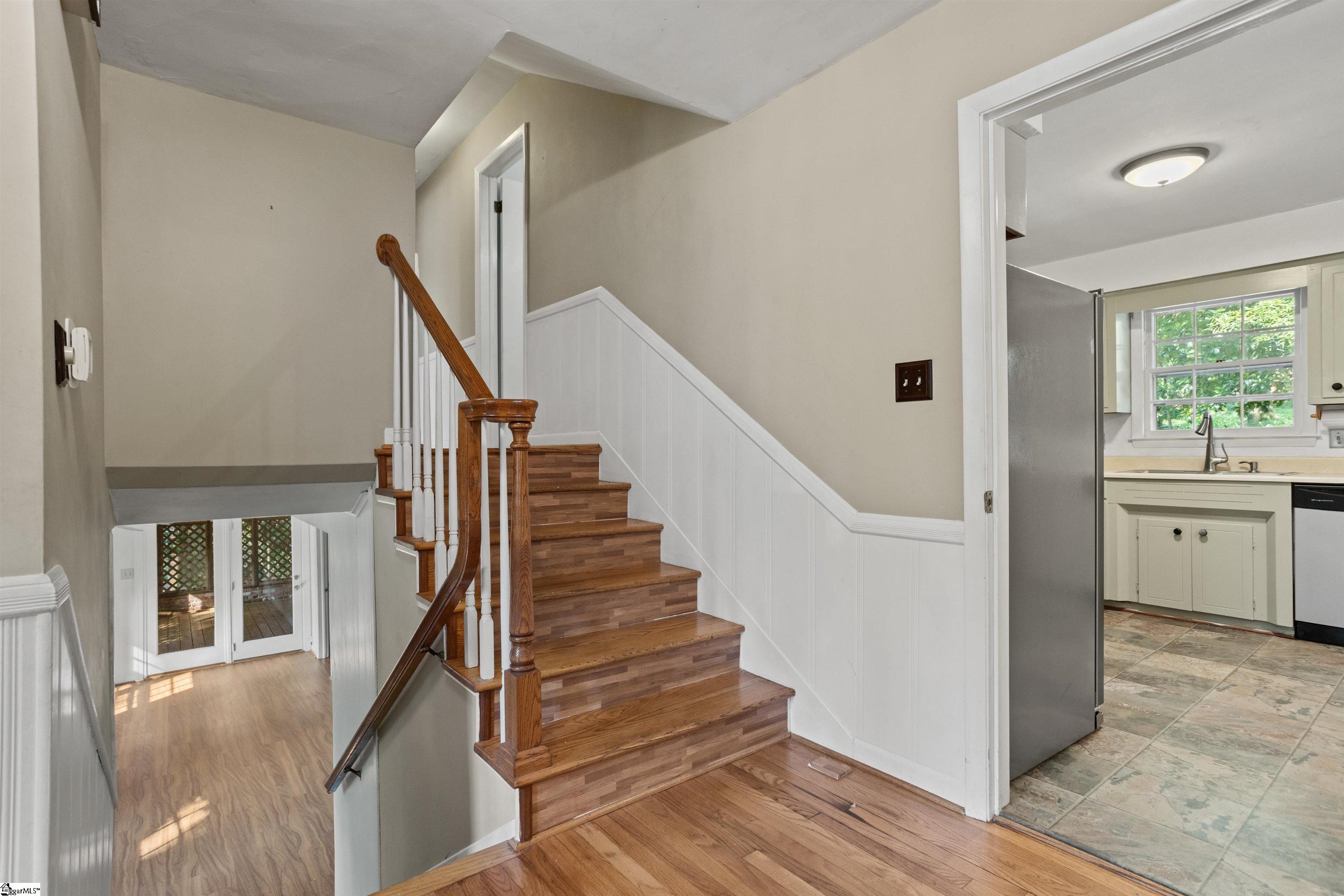 295 Fairlane Drive Spartanburg, SC 29307
