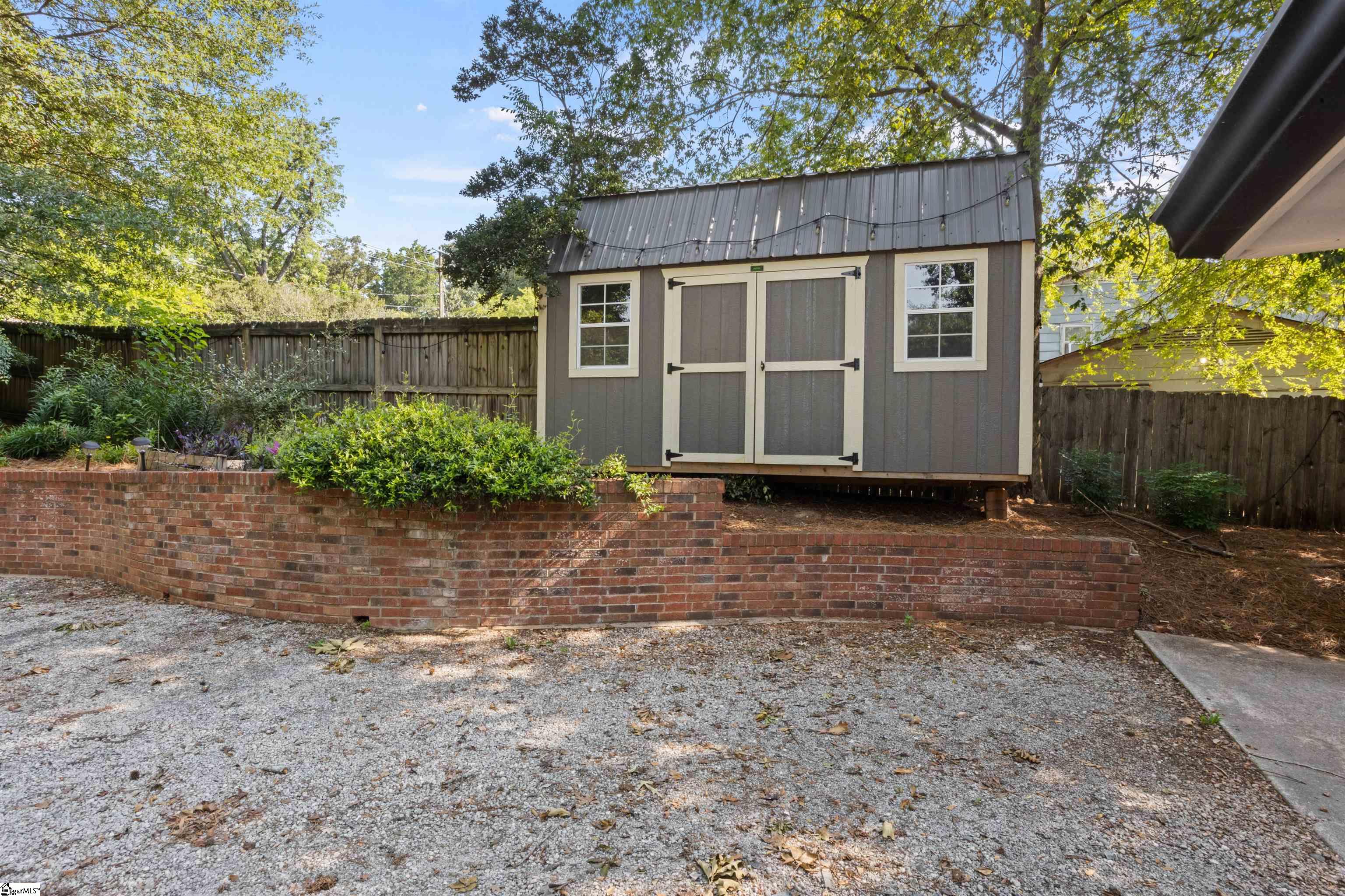 295 Fairlane Drive Spartanburg, SC 29307