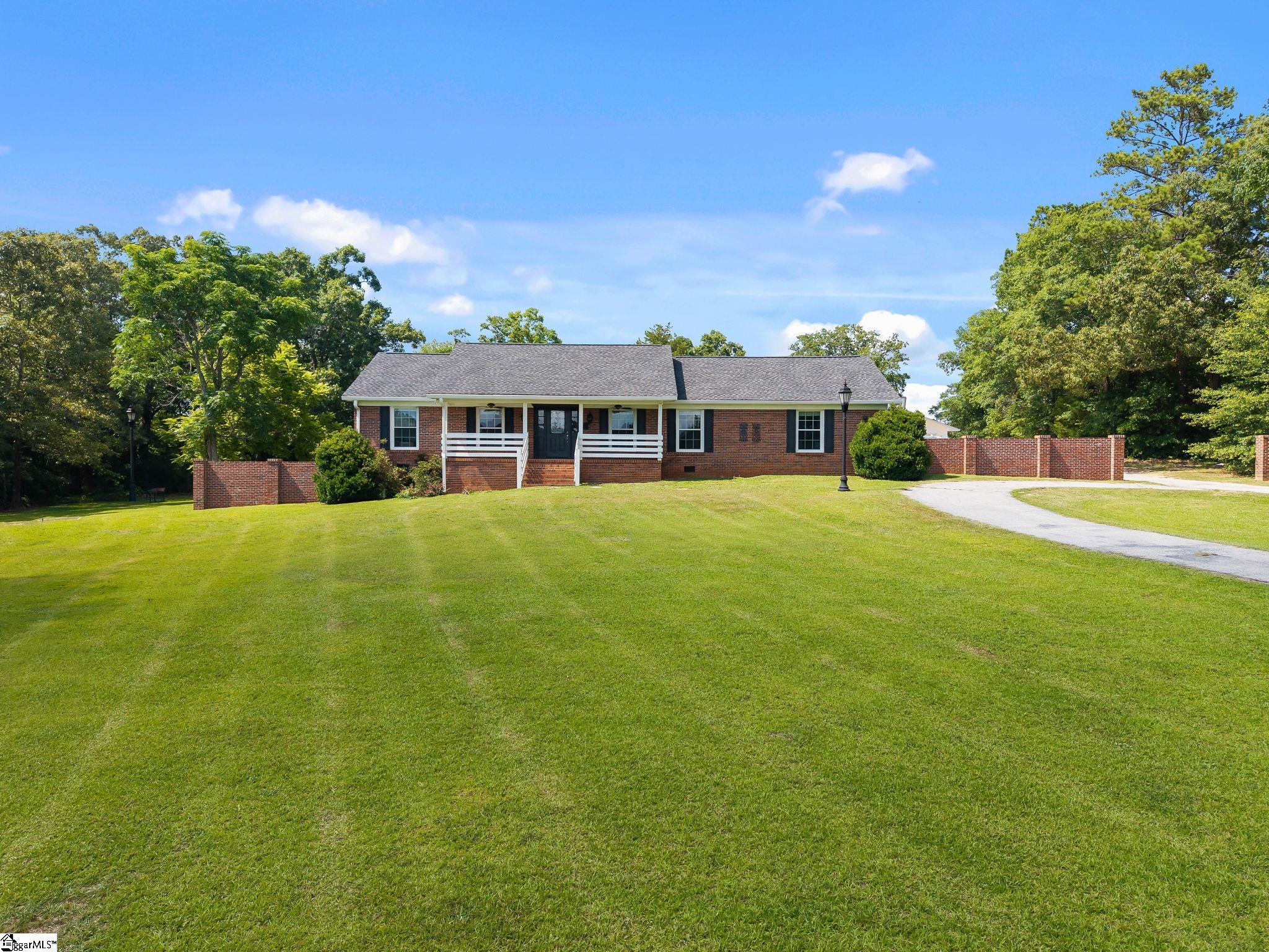 623 W Ridgway Drive Honea Path, SC 29654