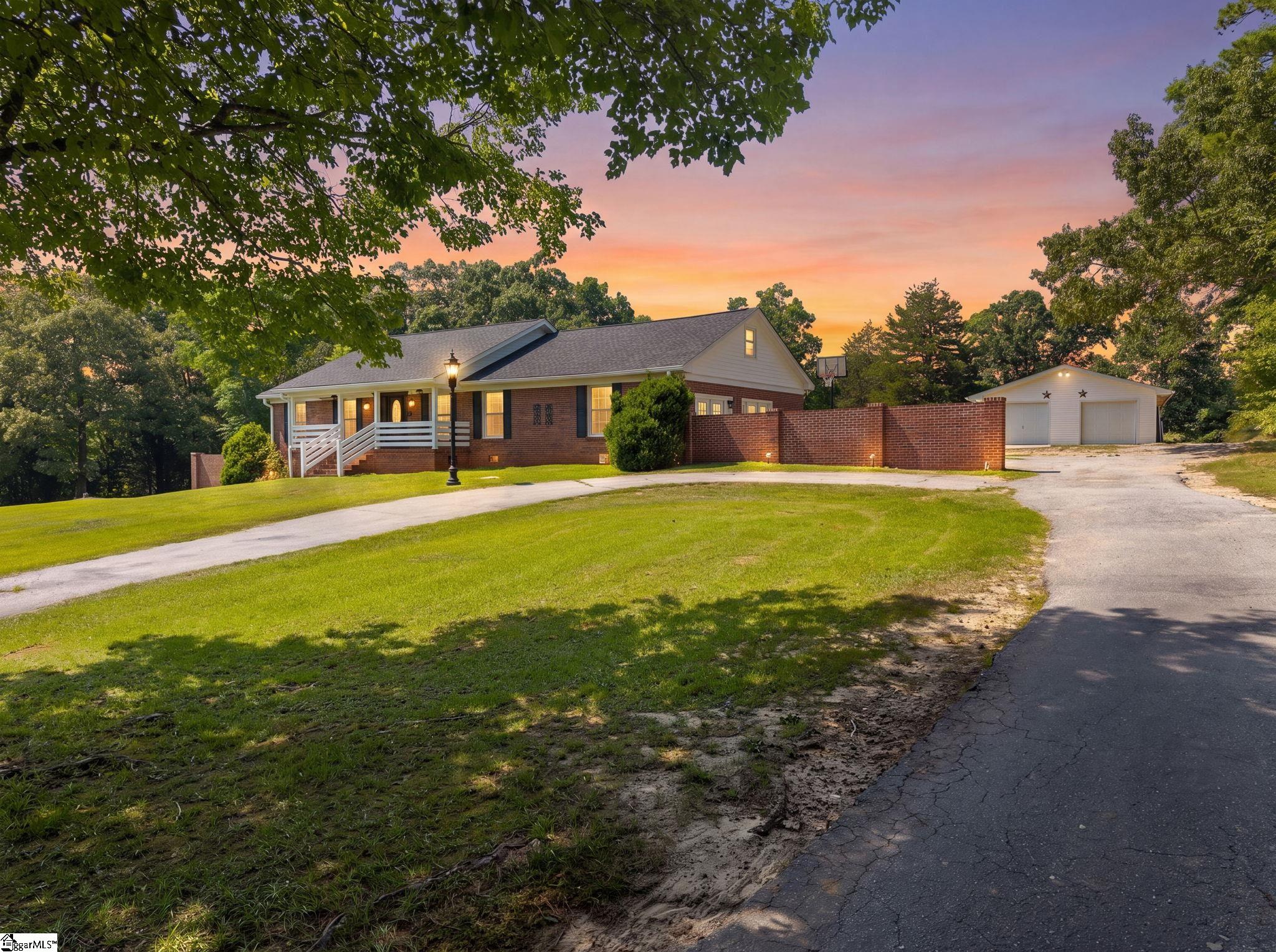 623 W Ridgway Drive Honea Path, SC 29654