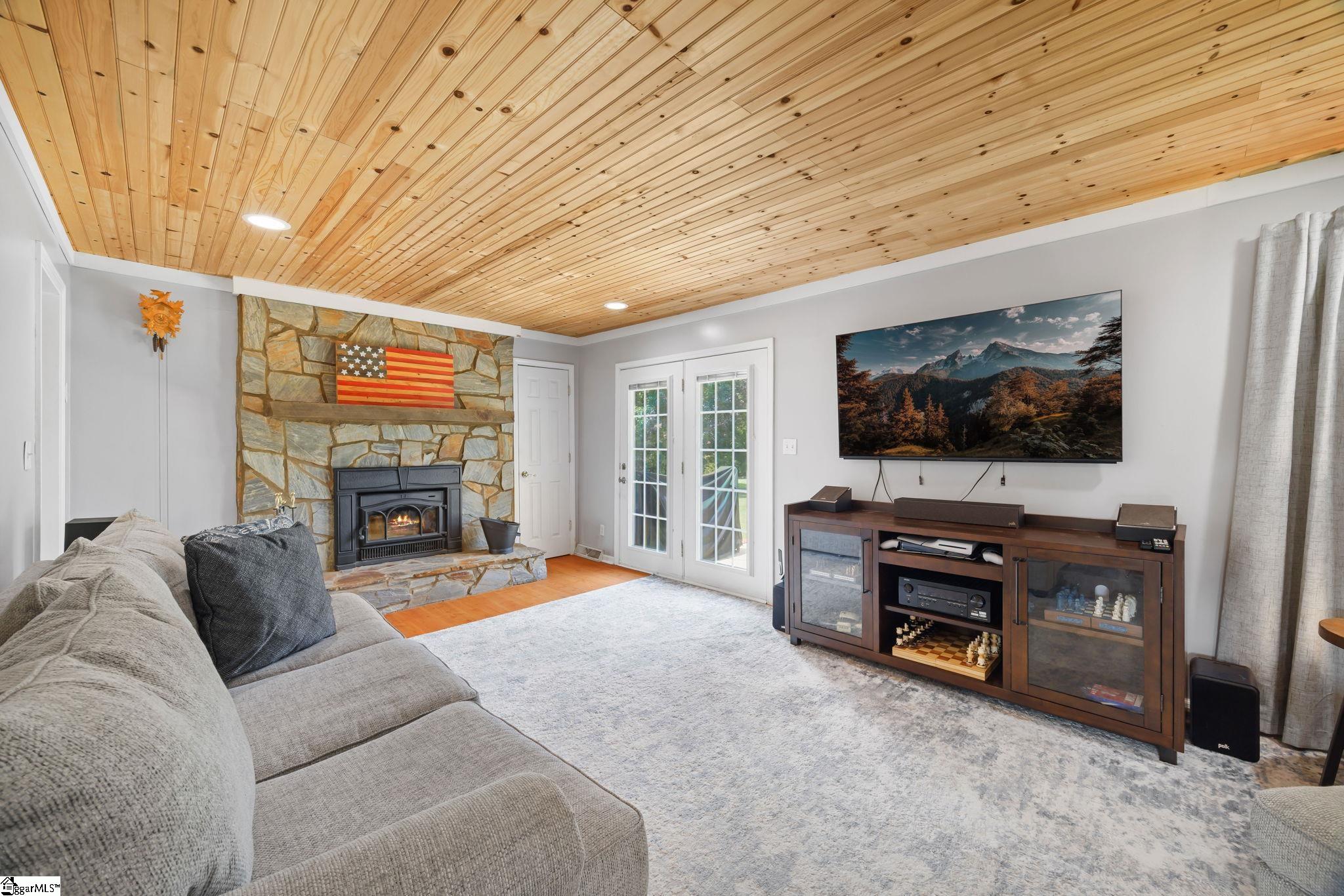 623 W Ridgway Drive Honea Path, SC 29654