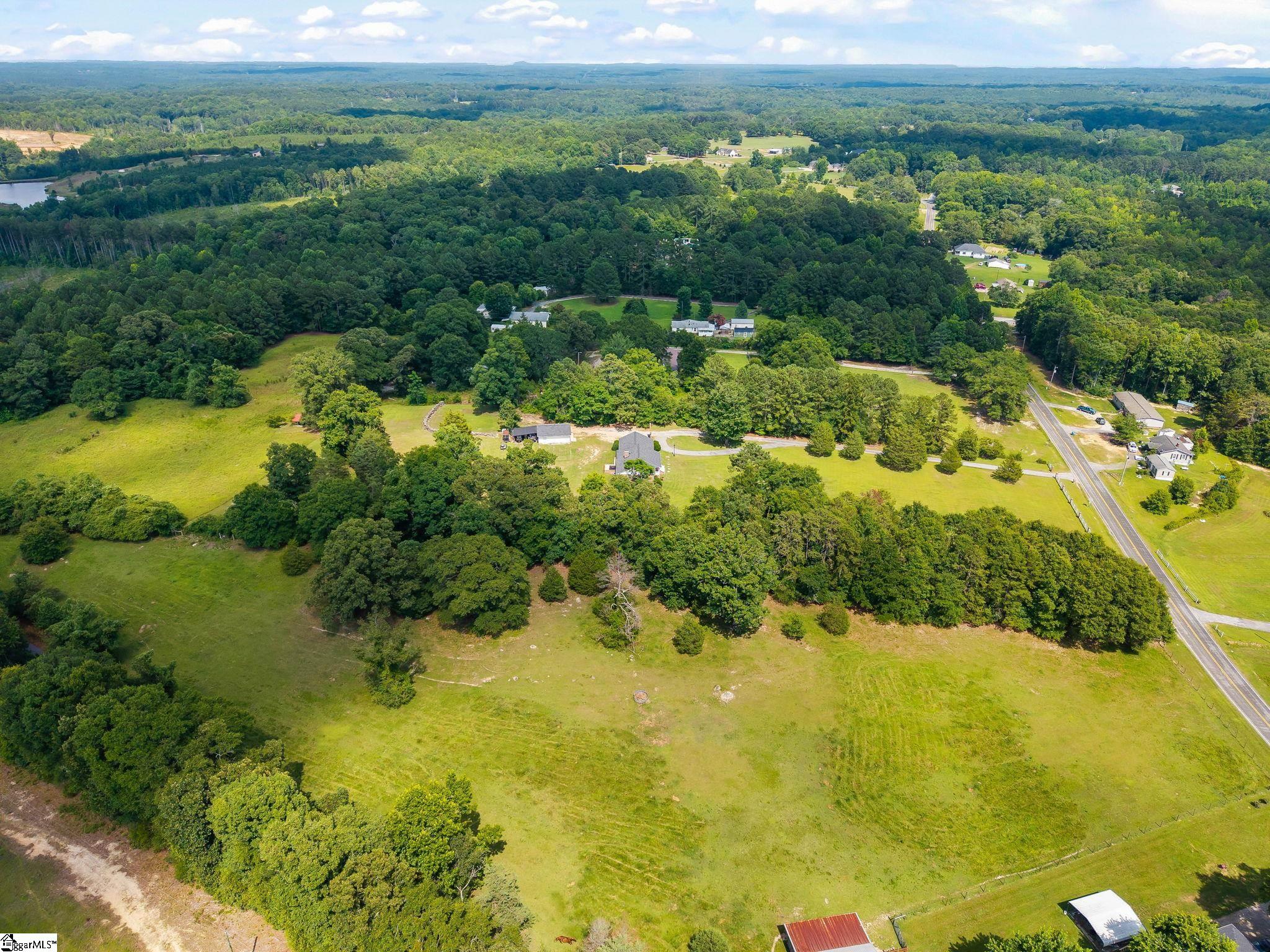 623 W Ridgway Drive Honea Path, SC 29654