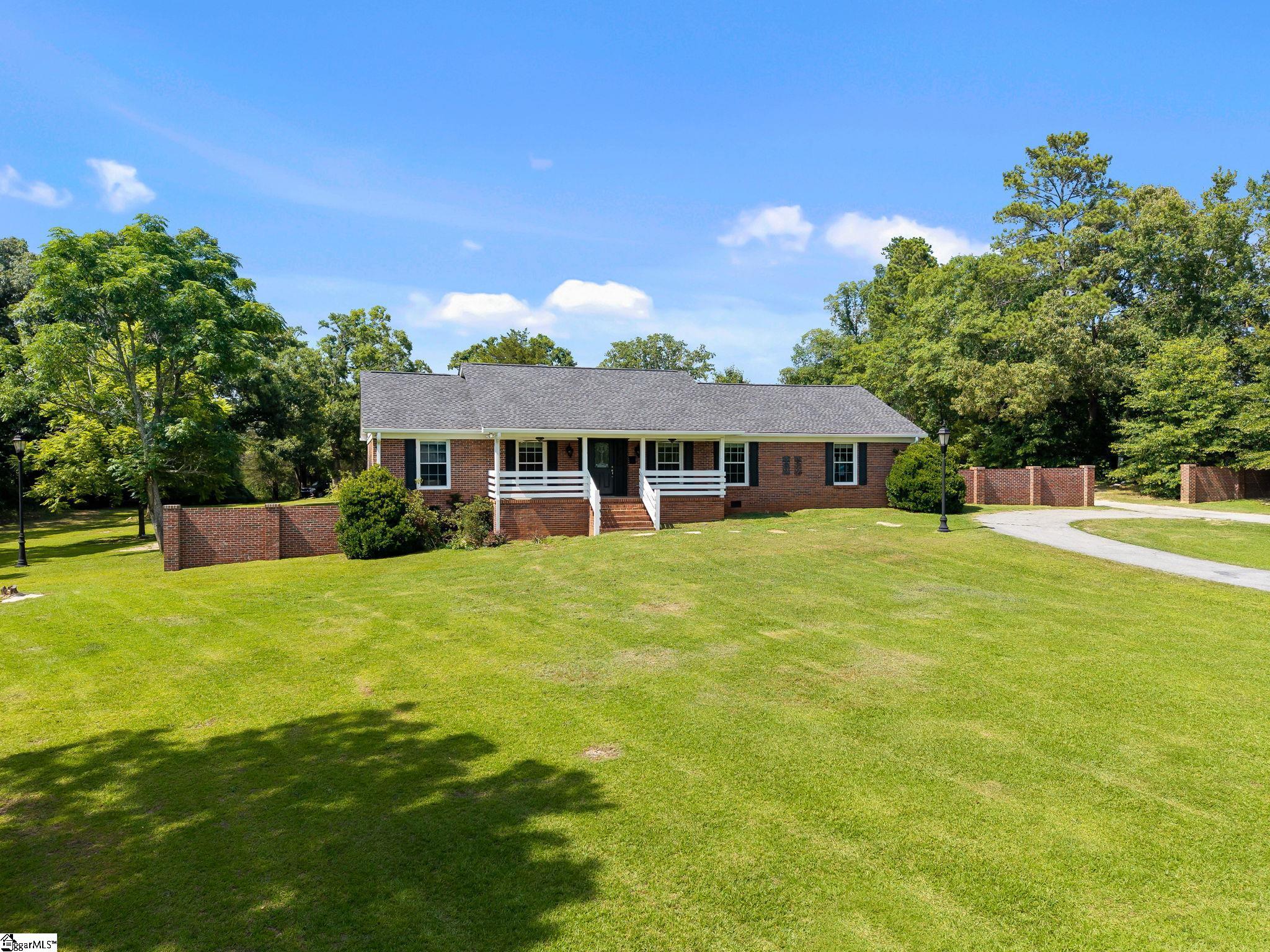 623 W Ridgway Drive Honea Path, SC 29654