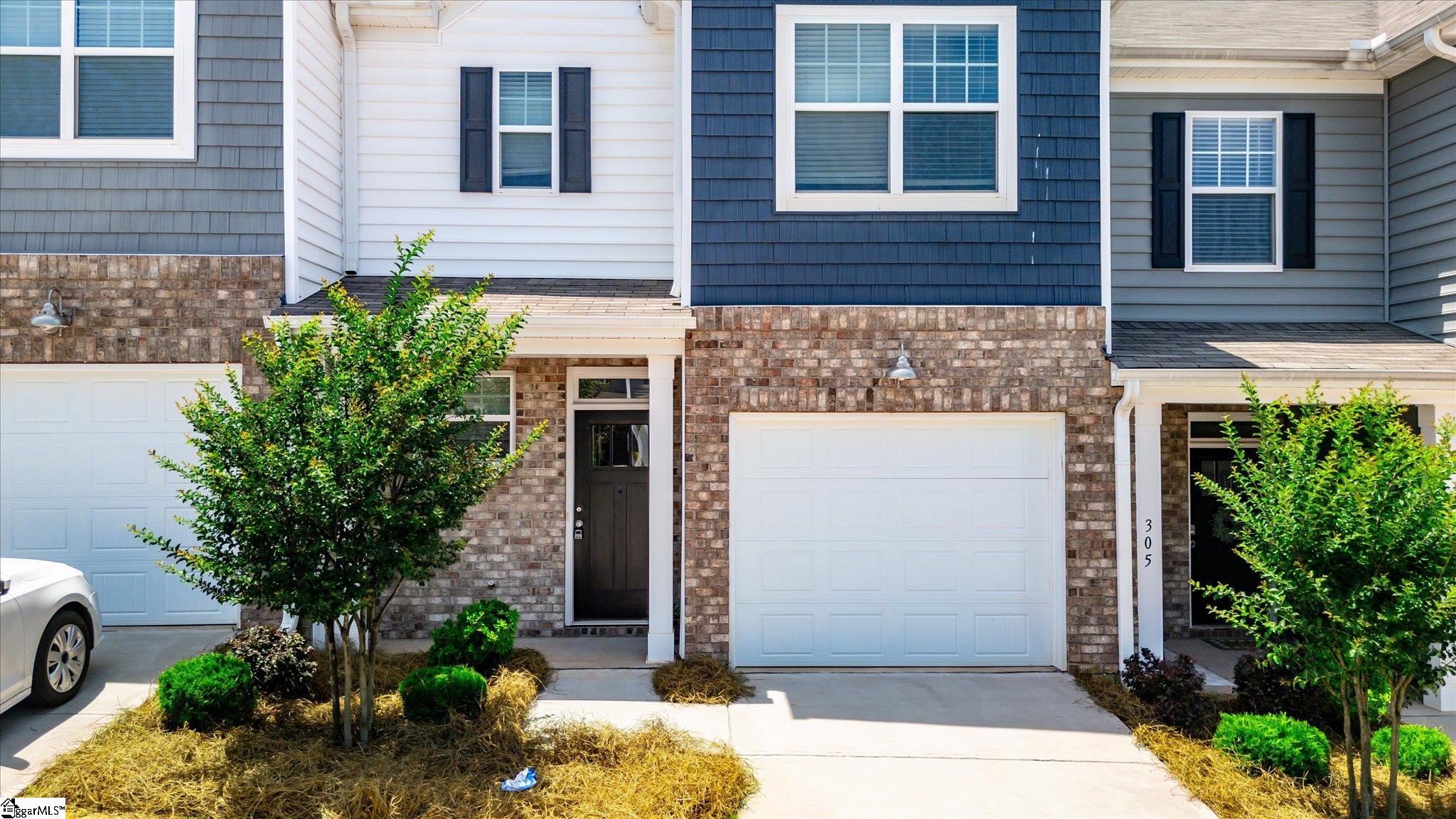 303 E Compass Way Easley, SC 29640