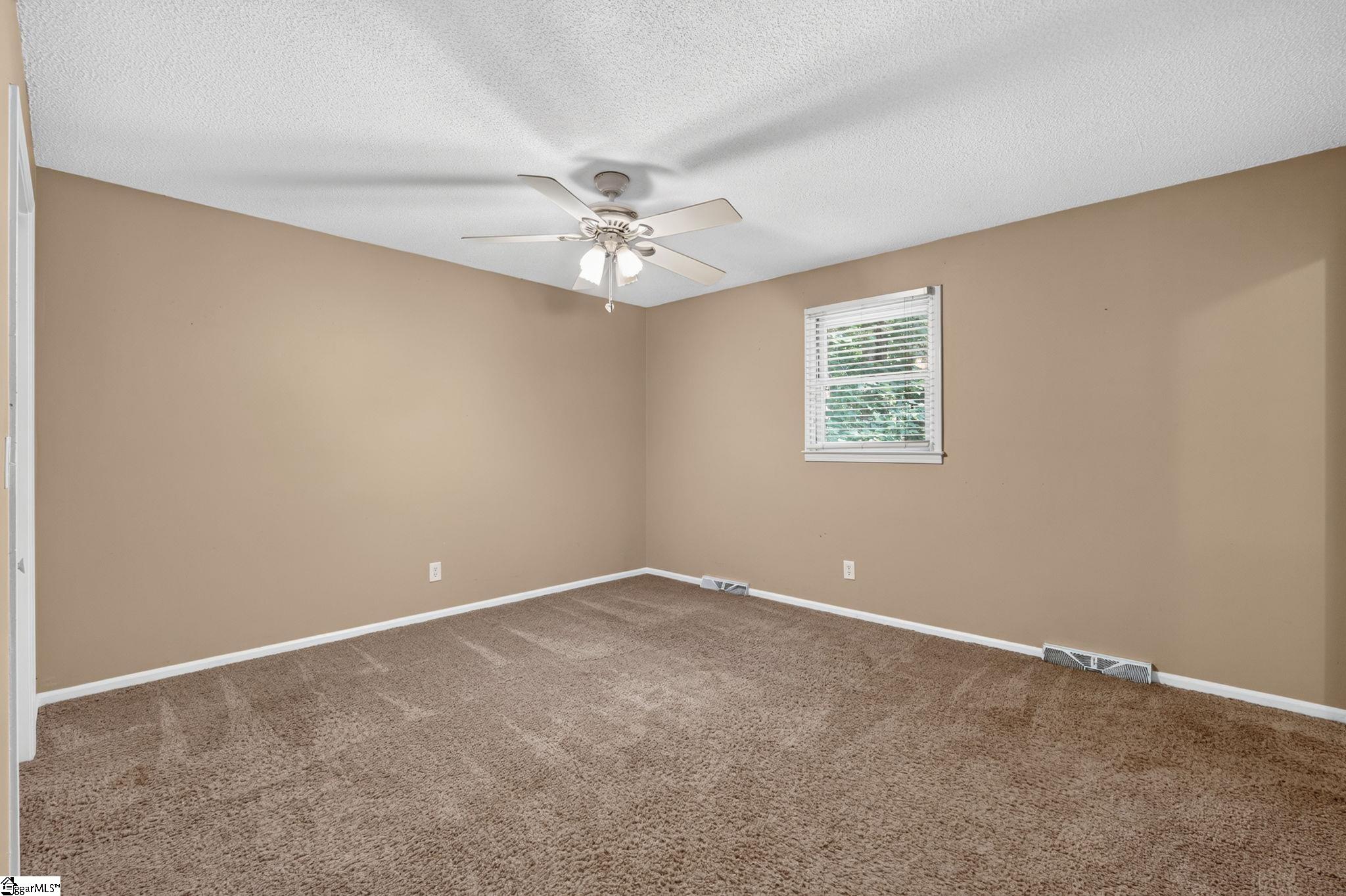 210 Saratoga Drive Greer, SC 29650