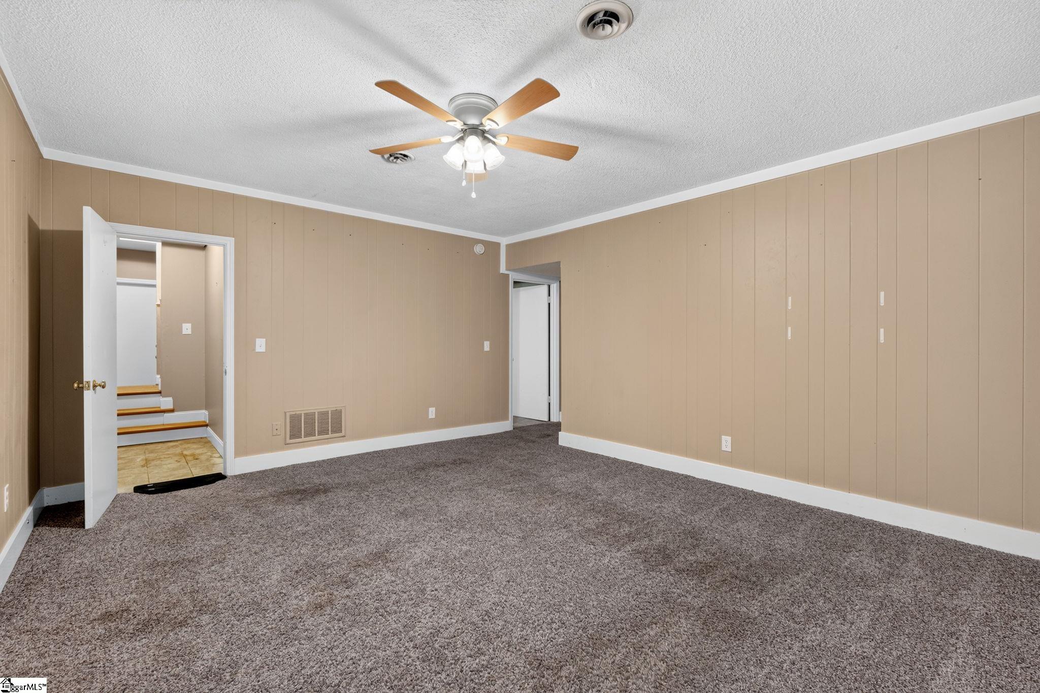210 Saratoga Drive Greer, SC 29650
