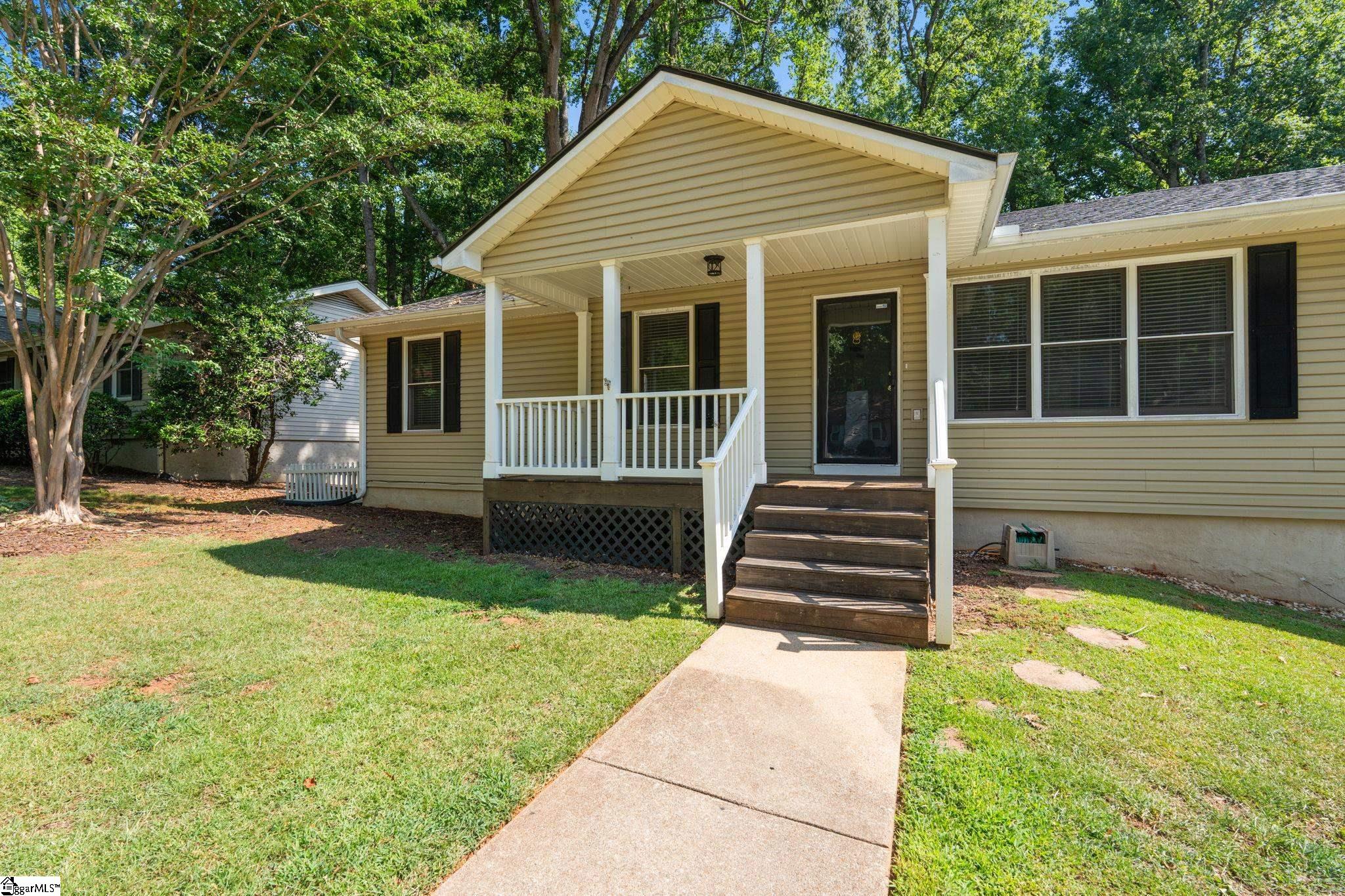 210 Saratoga Drive Greer, SC 29650