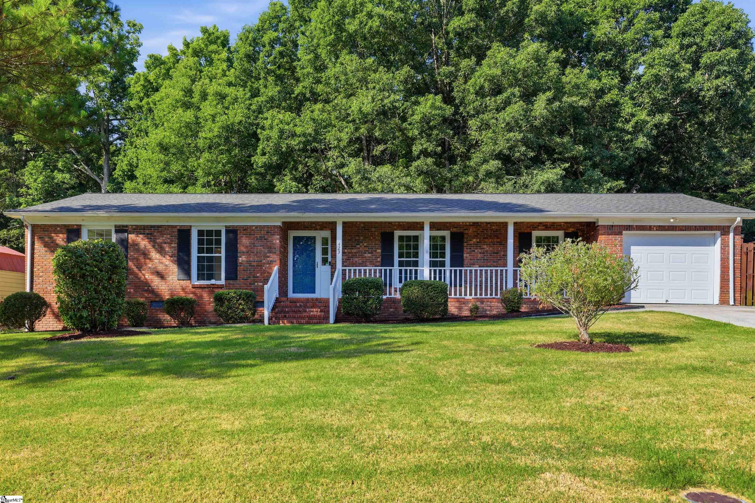 423 Indian Trail Taylors, SC 29687