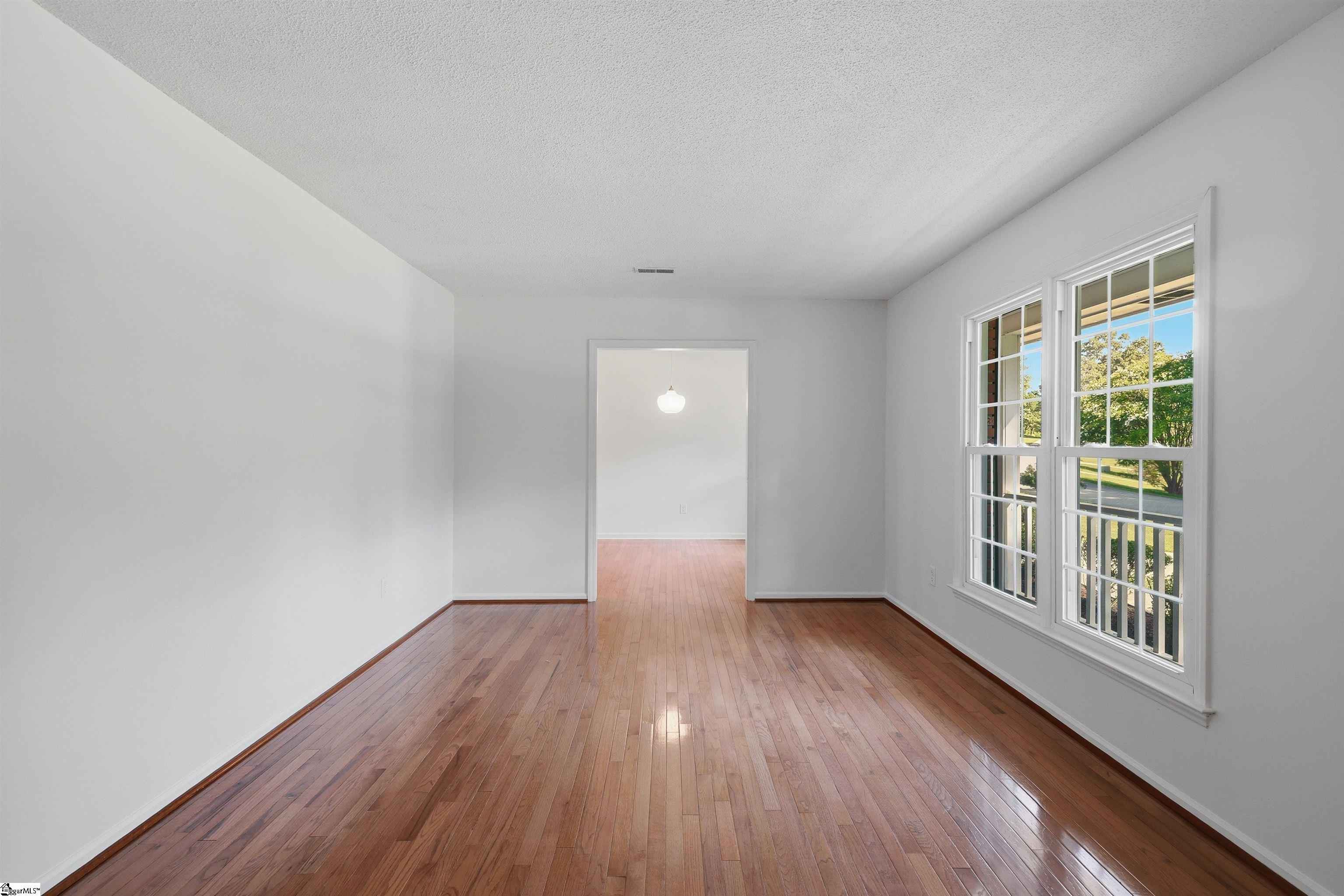 423 Indian Trail Taylors, SC 29687