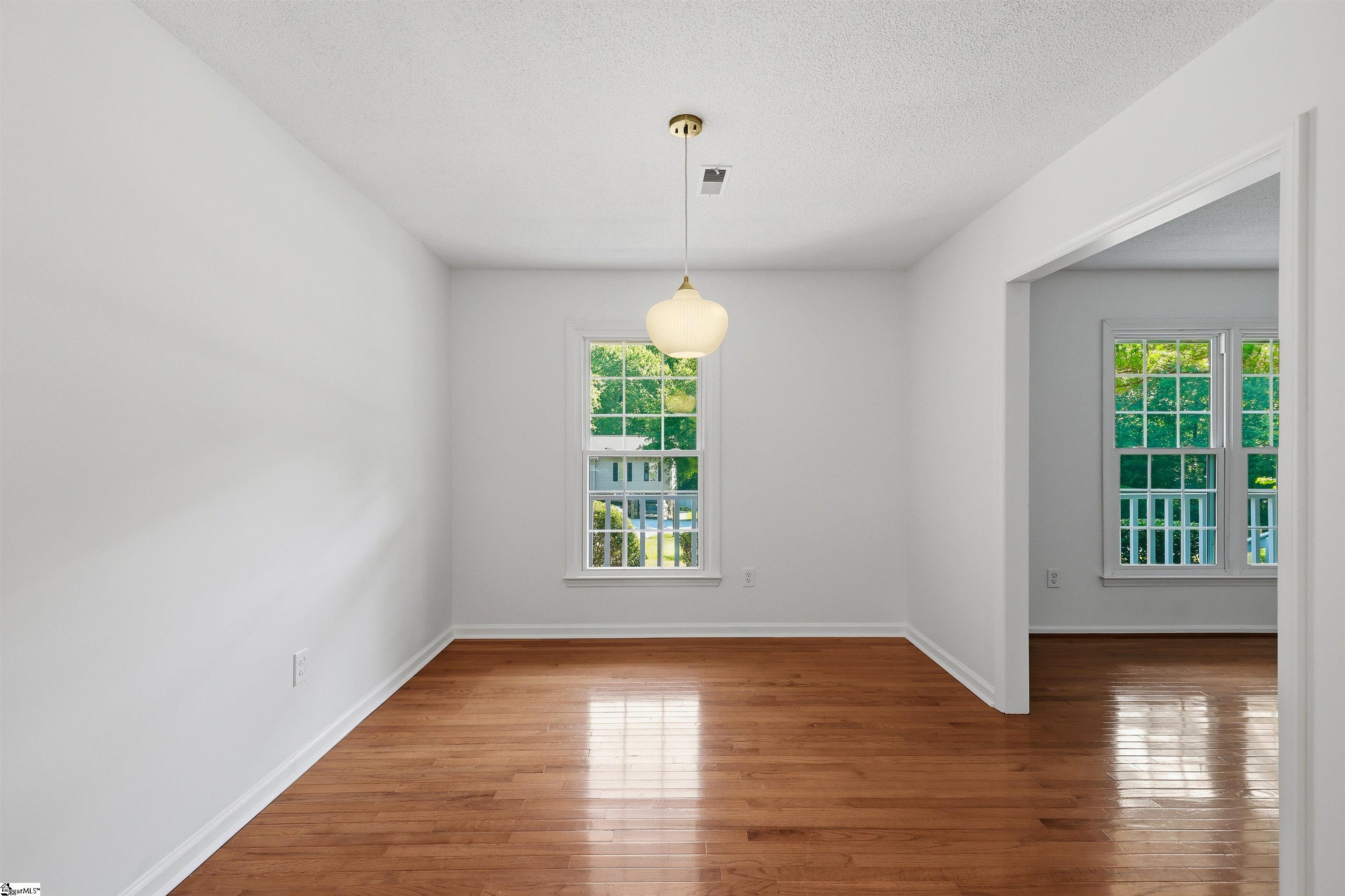 423 Indian Trail Taylors, SC 29687