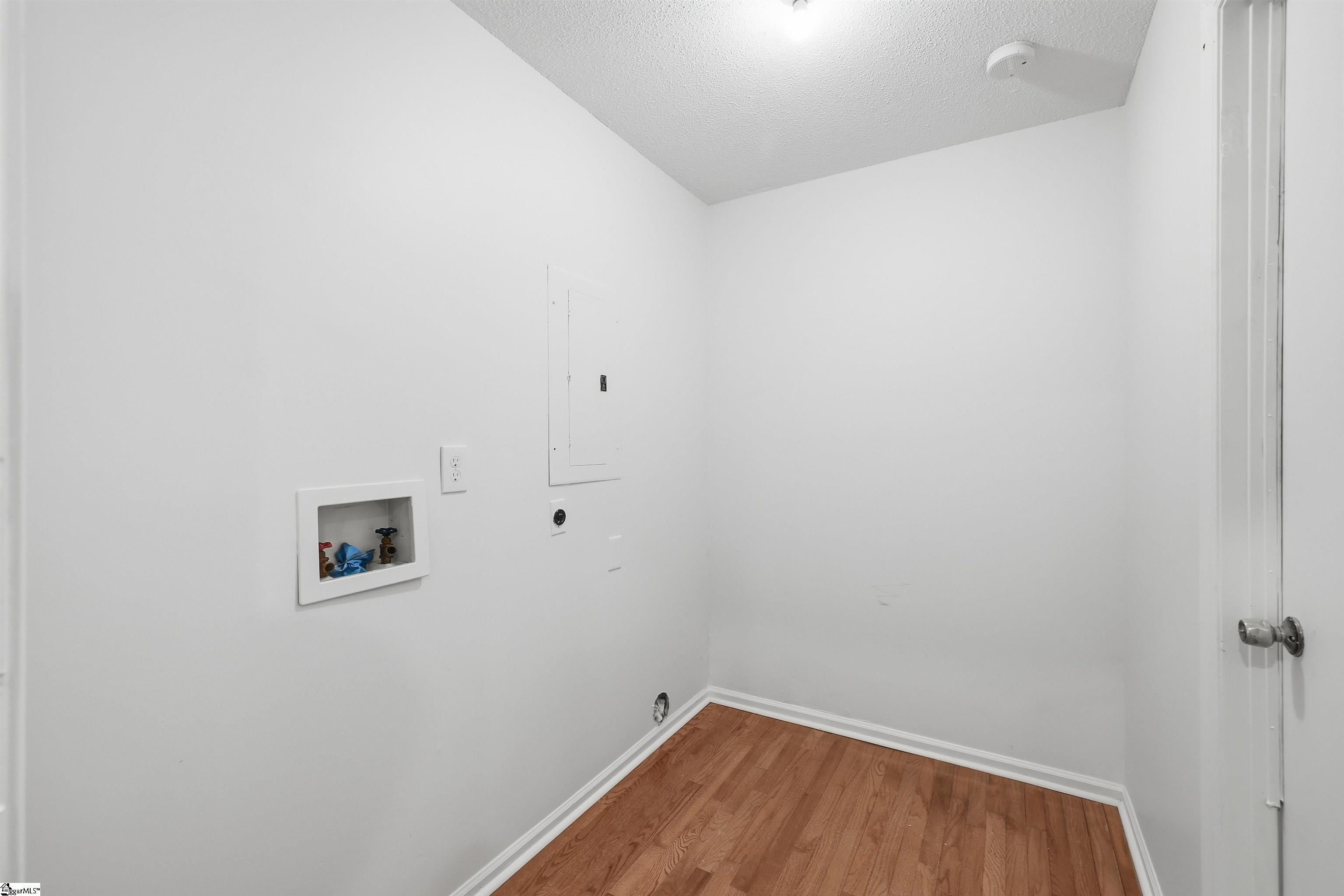 423 Indian Trail Taylors, SC 29687
