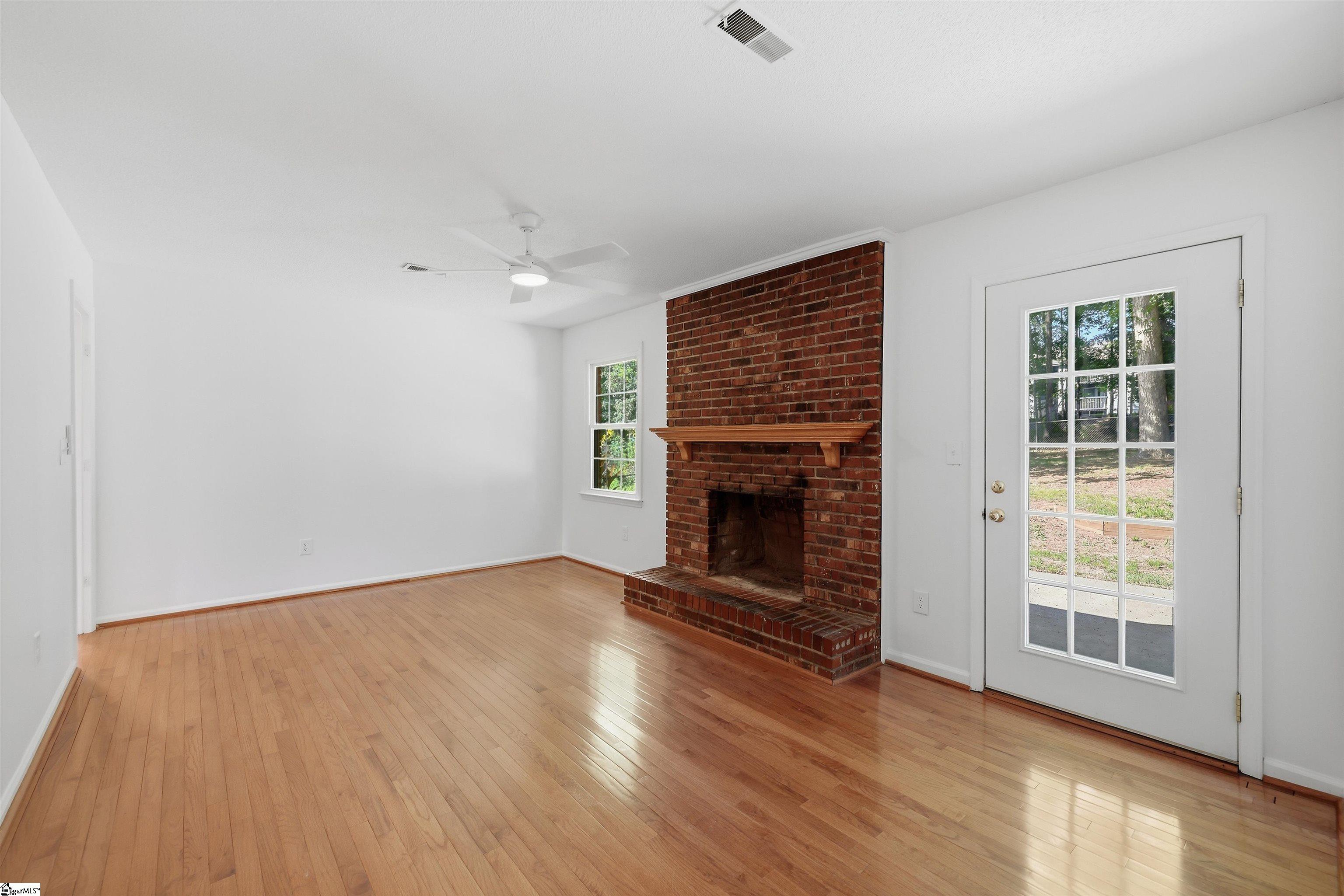 423 Indian Trail Taylors, SC 29687