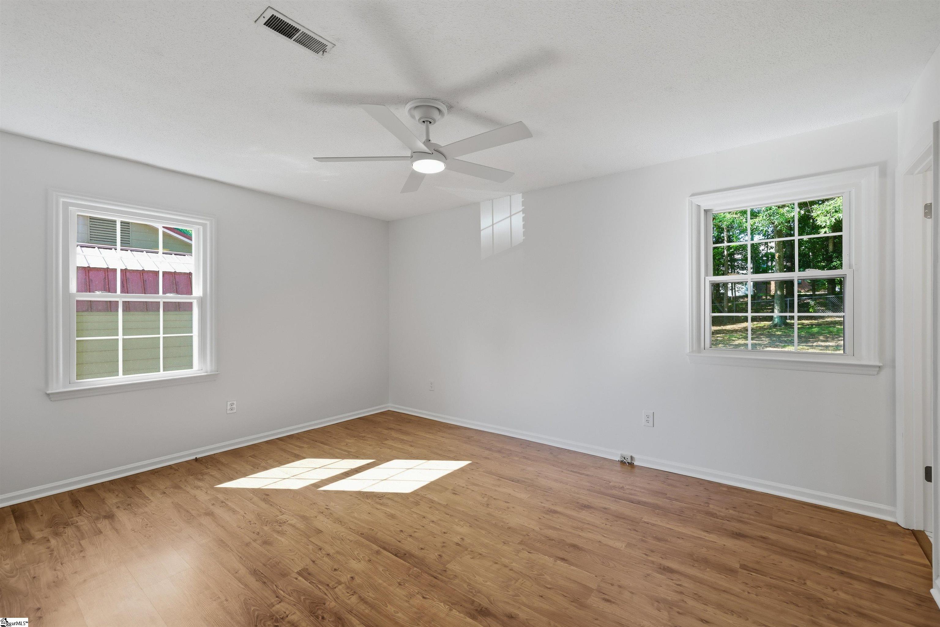 423 Indian Trail Taylors, SC 29687