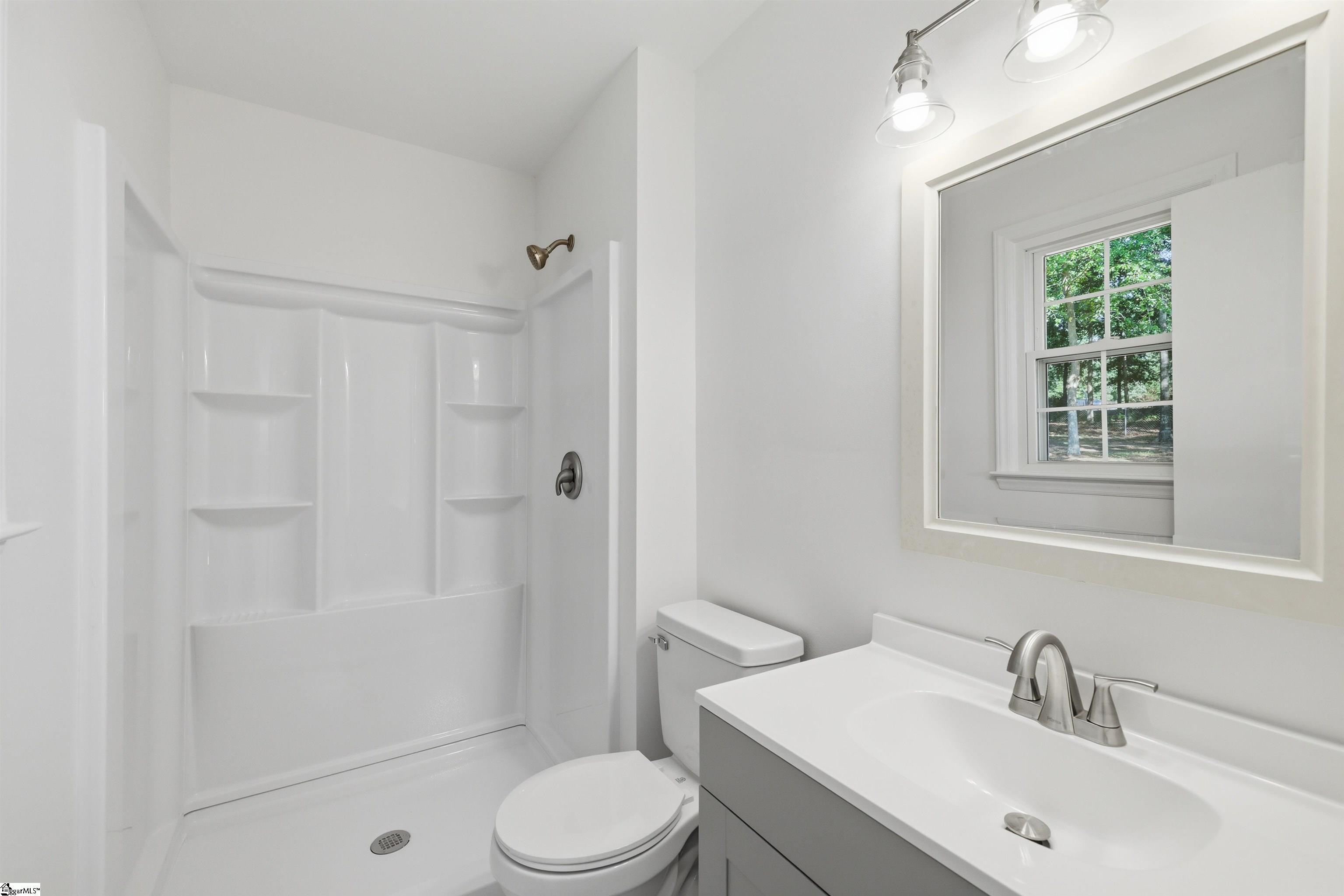 423 Indian Trail Taylors, SC 29687