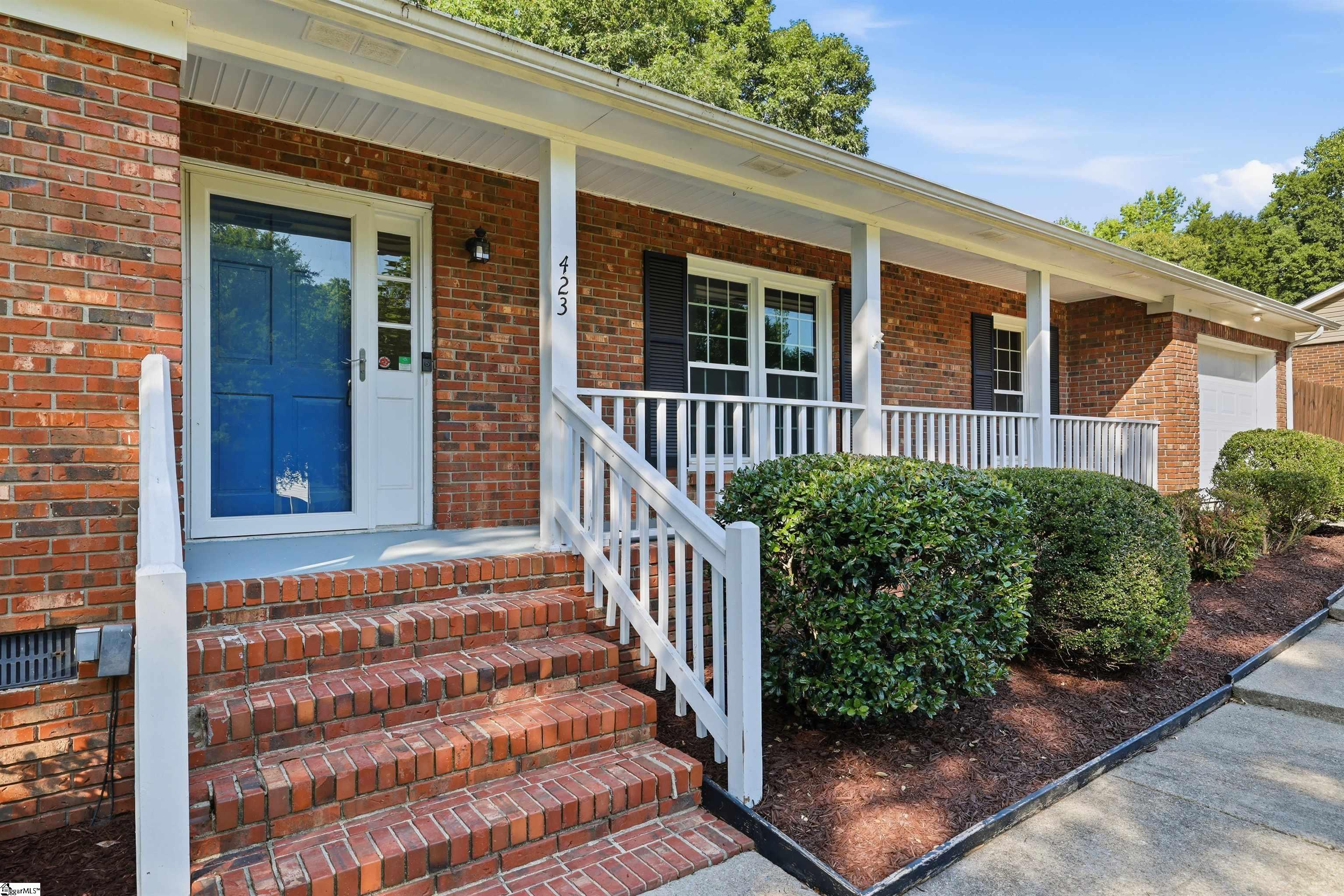 423 Indian Trail Taylors, SC 29687