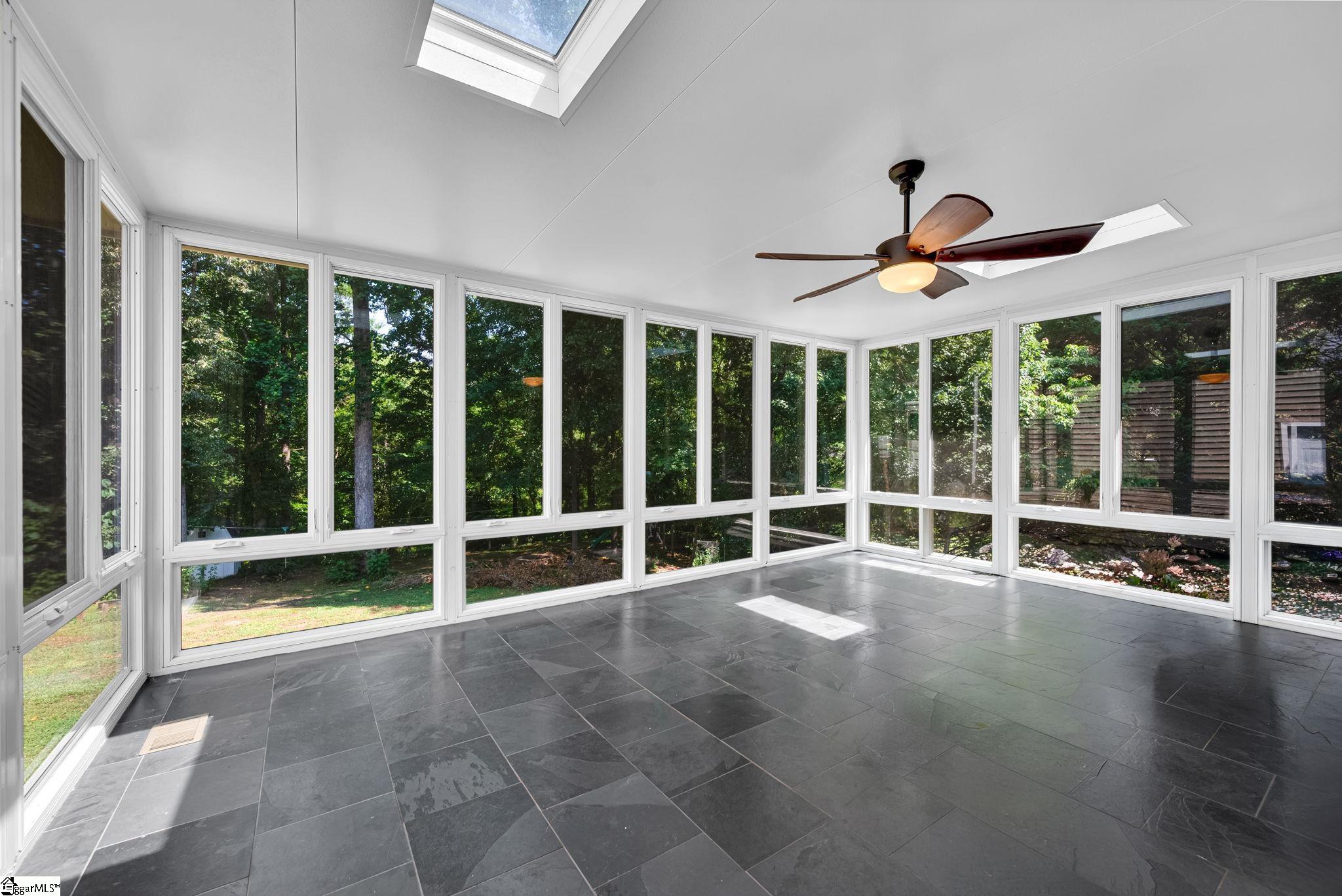 301 Mountain View Court Greenville, SC 29611