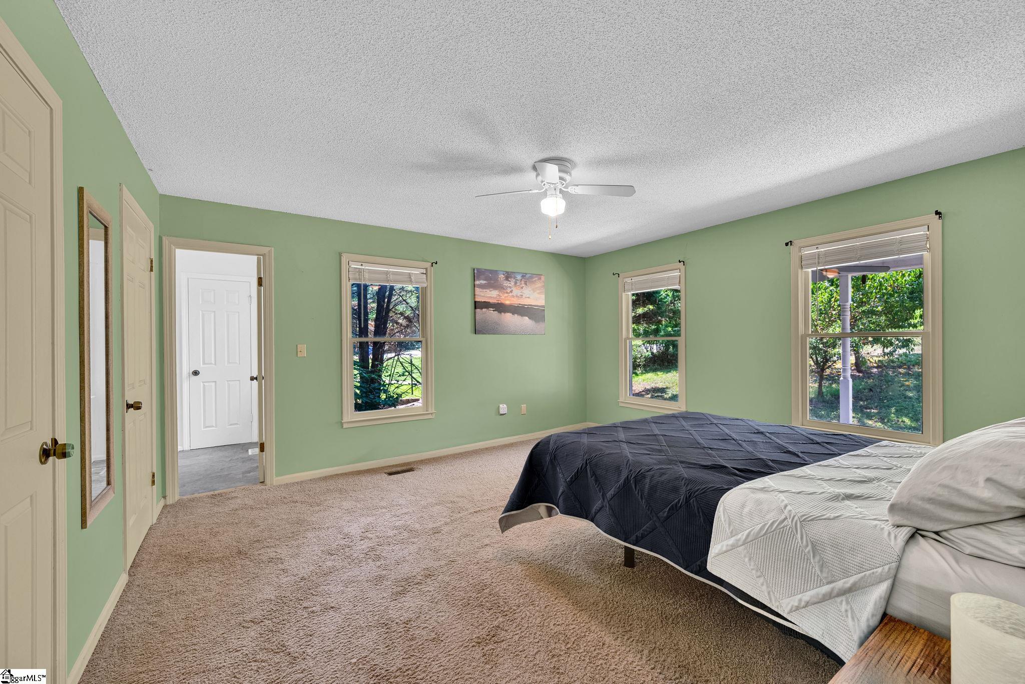 301 Mountain View Court Greenville, SC 29611