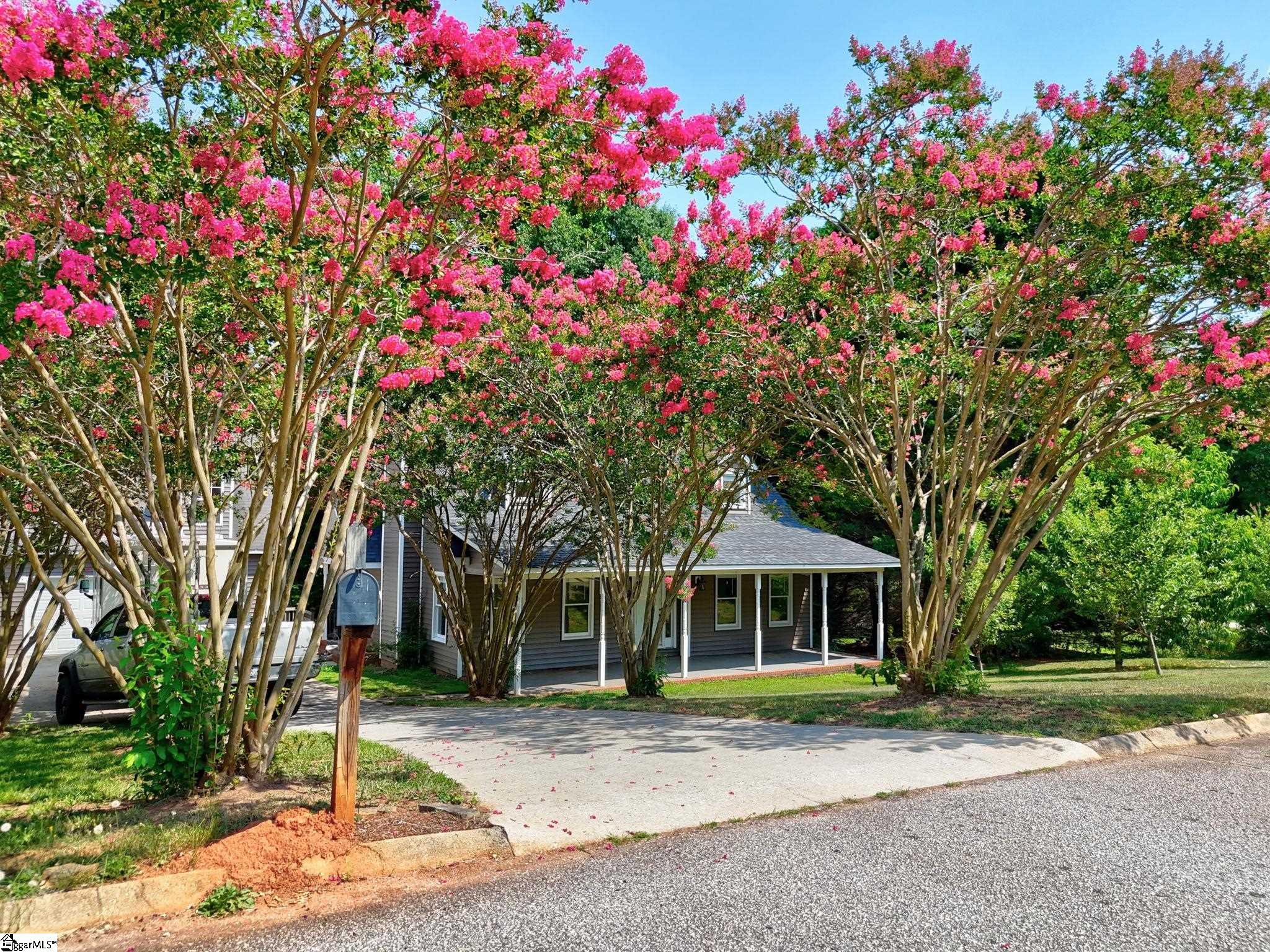 301 Mountain View Court Greenville, SC 29611