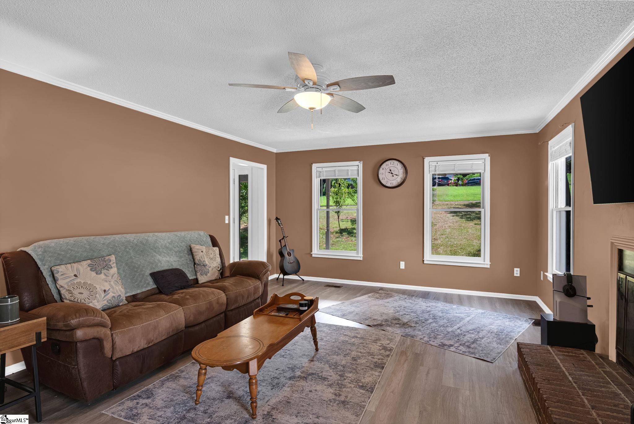 301 Mountain View Court Greenville, SC 29611