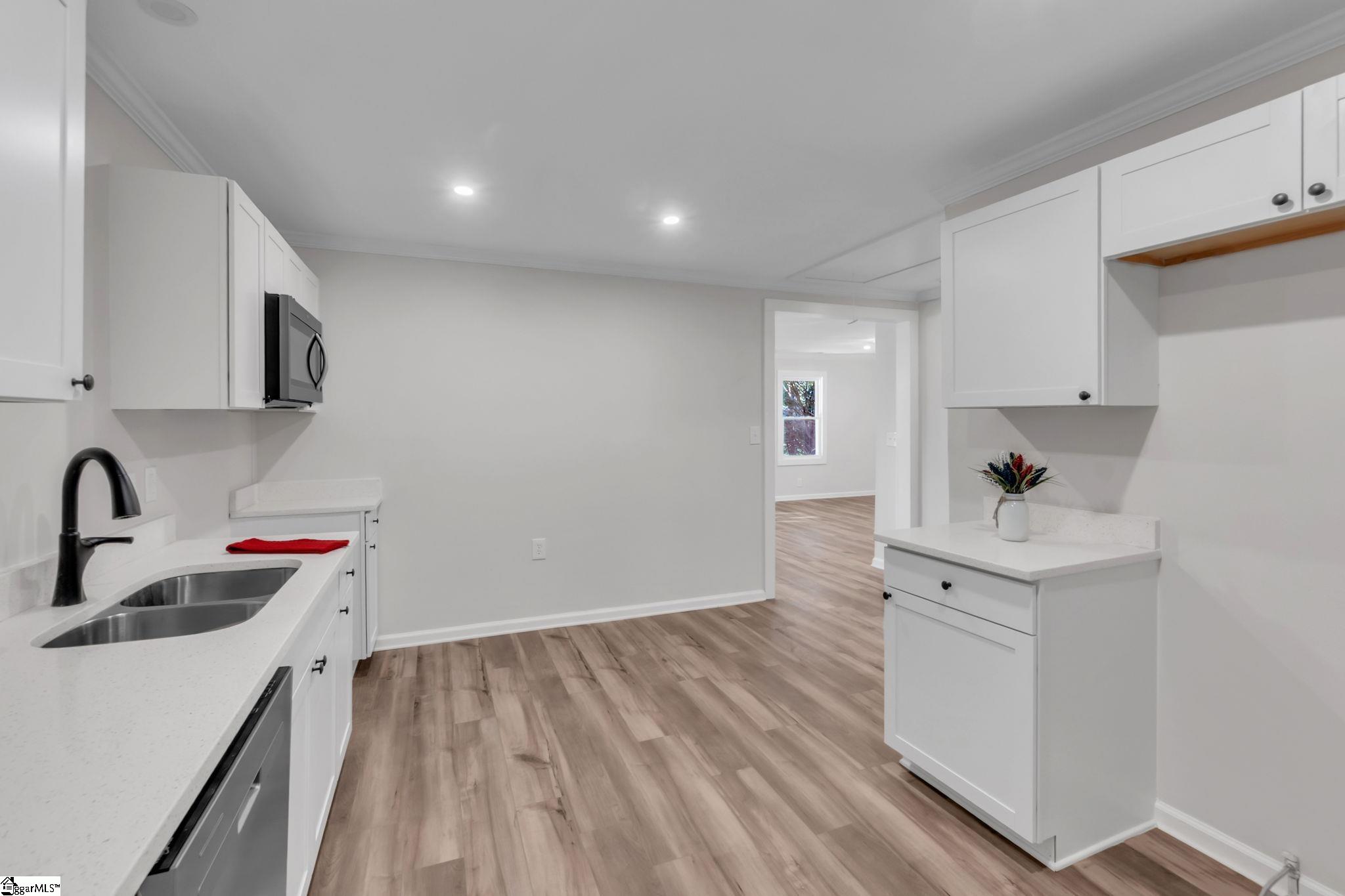 154 Holliday Road Six Mile, SC 29682