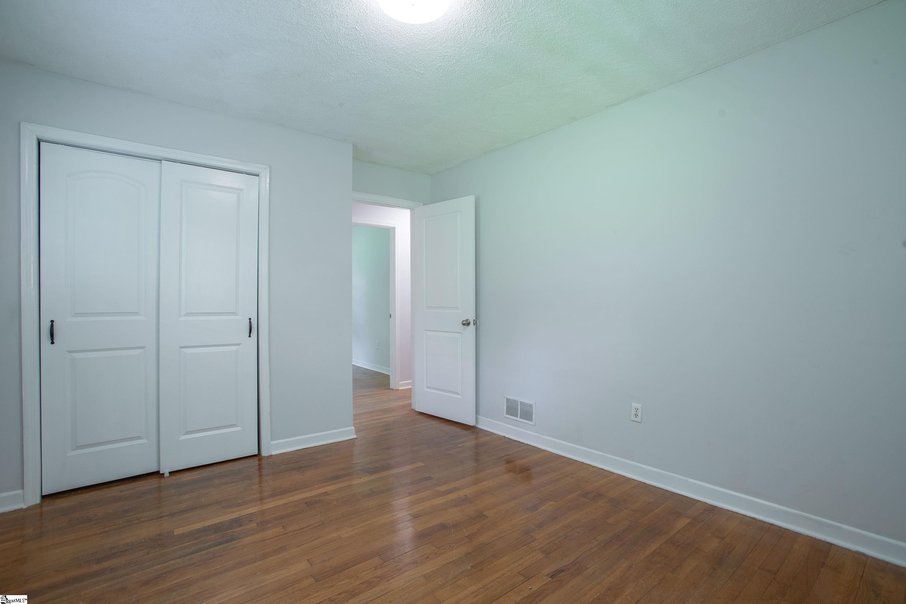 640 Humphrey Street Spartanburg, SC 29301-1942