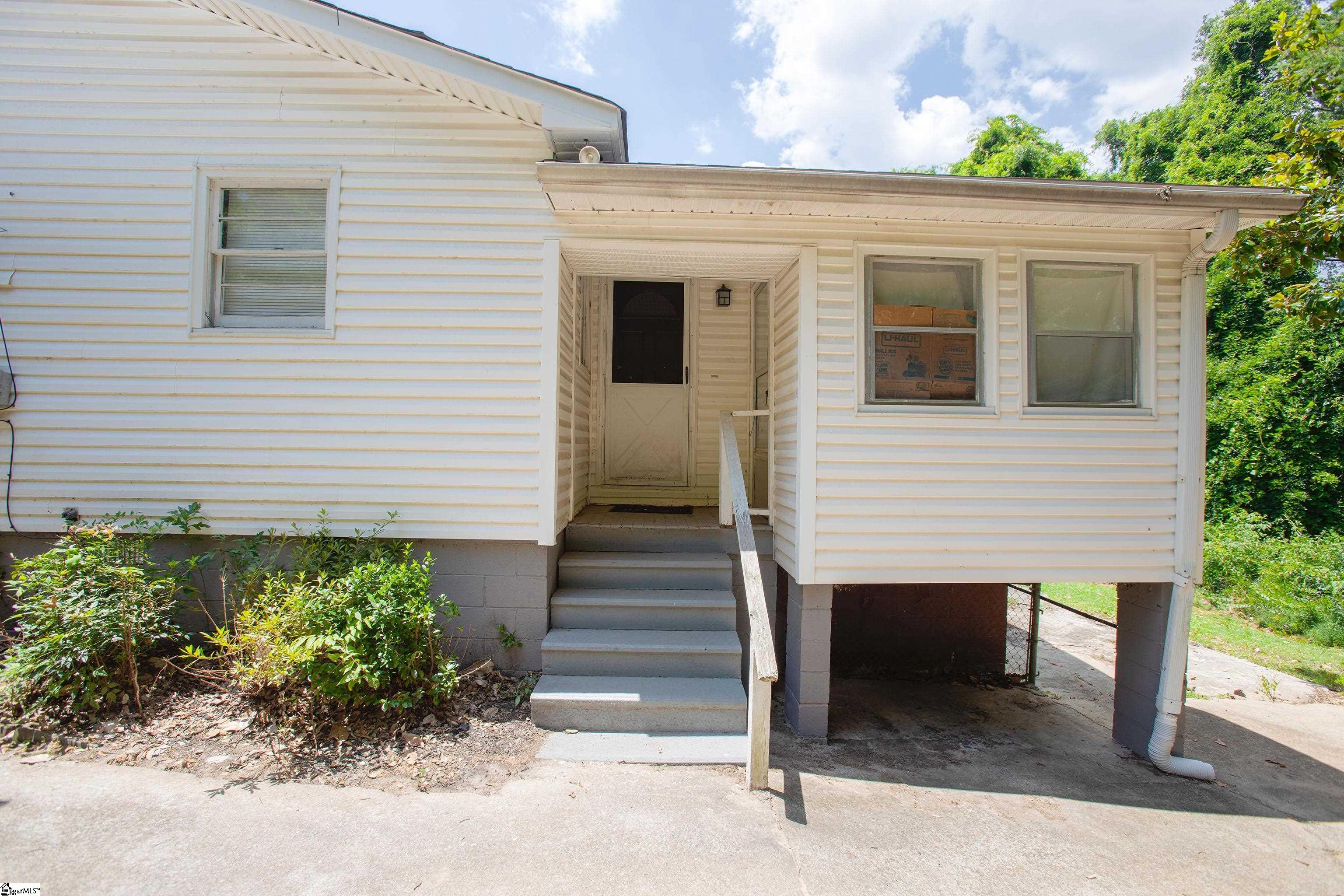 640 Humphrey Street Spartanburg, SC 29301-1942
