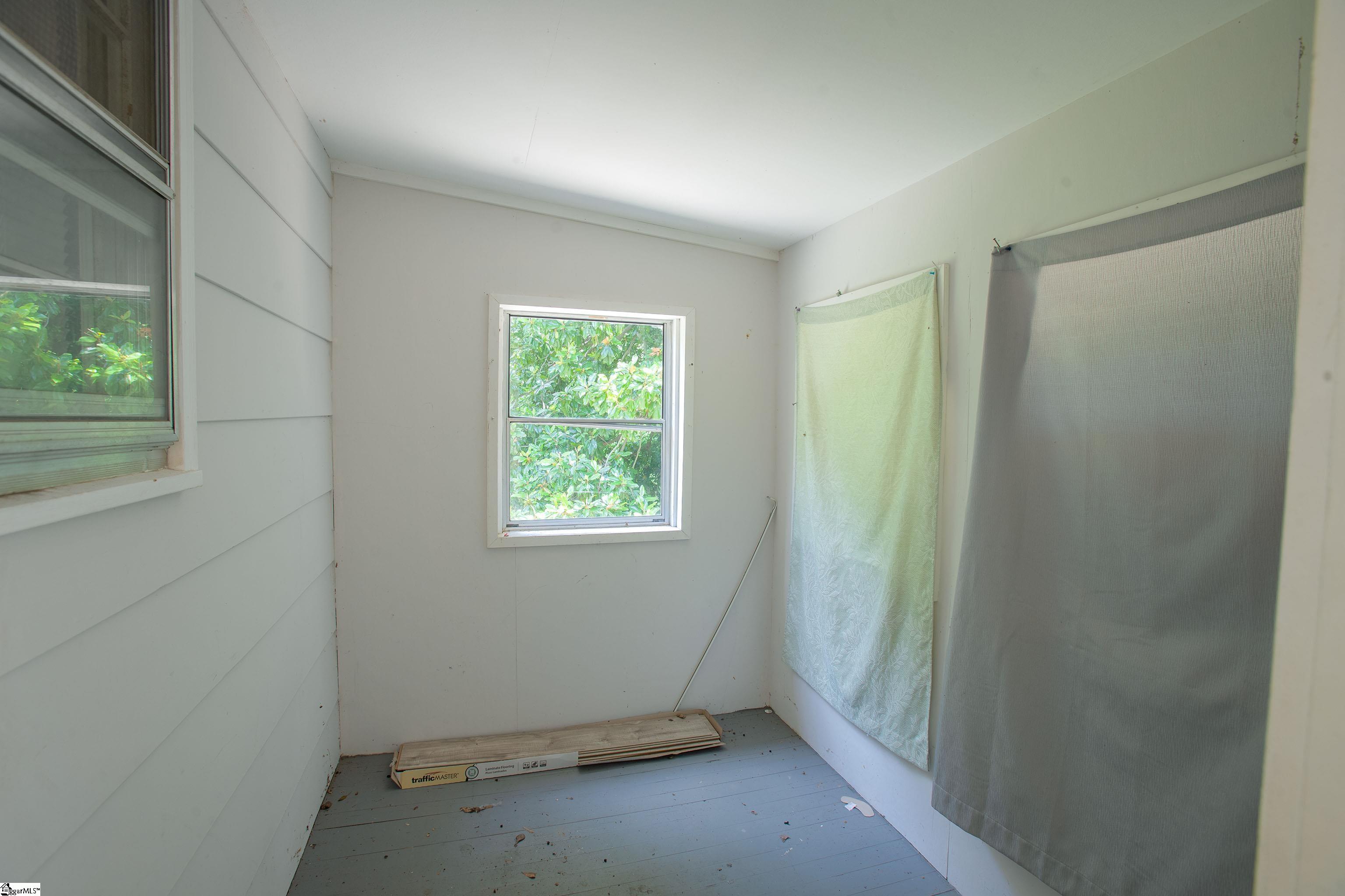 640 Humphrey Street Spartanburg, SC 29301-1942