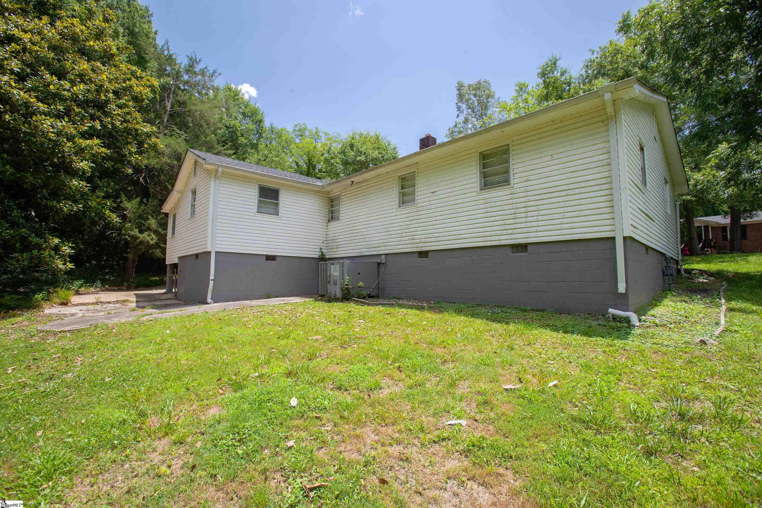 640 Humphrey Street Spartanburg, SC 29301-1942