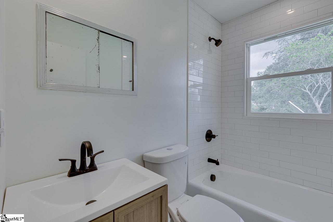 110 Charlton Circle Easley, SC 29642