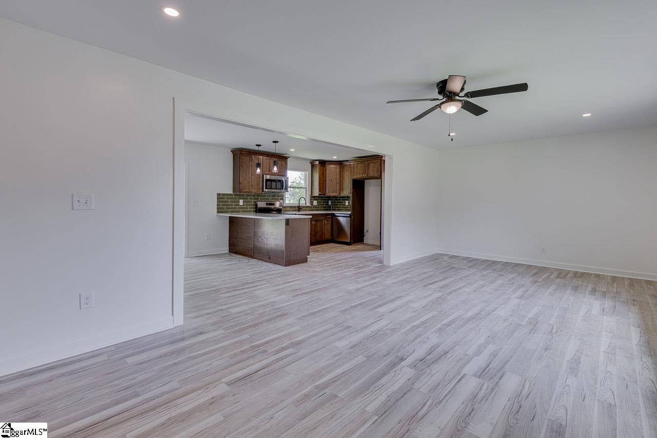110 Charlton Circle Easley, SC 29642