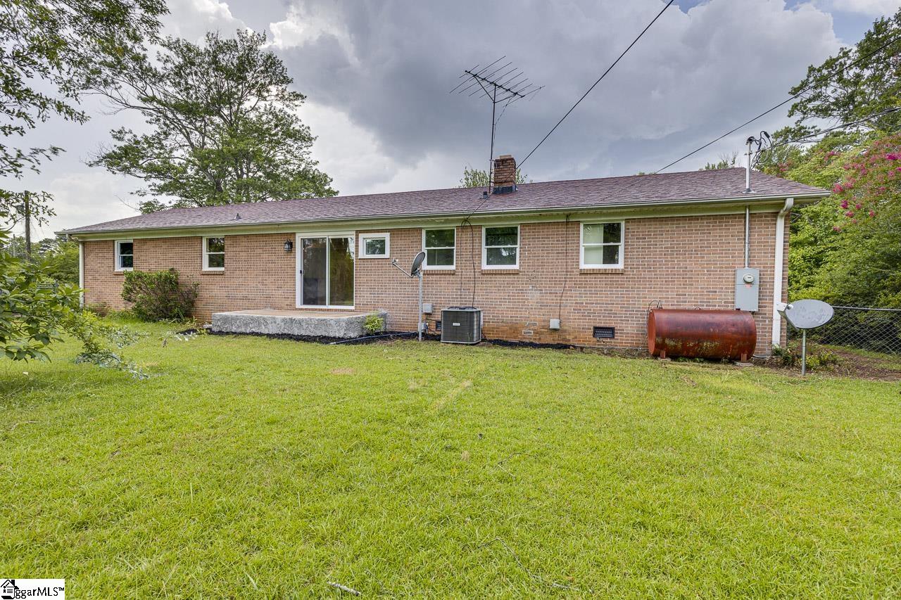 110 Charlton Circle Easley, SC 29642