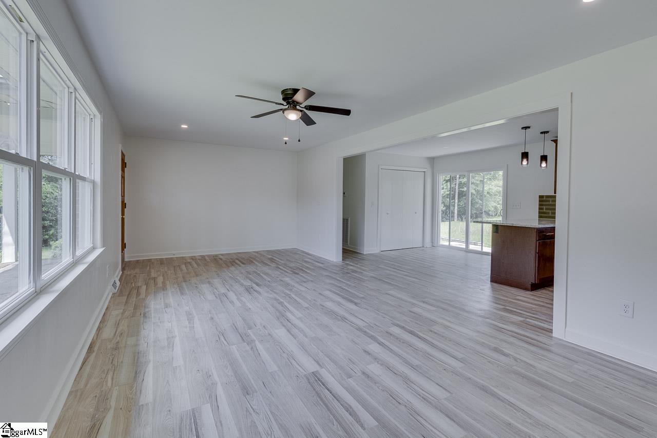 110 Charlton Circle Easley, SC 29642