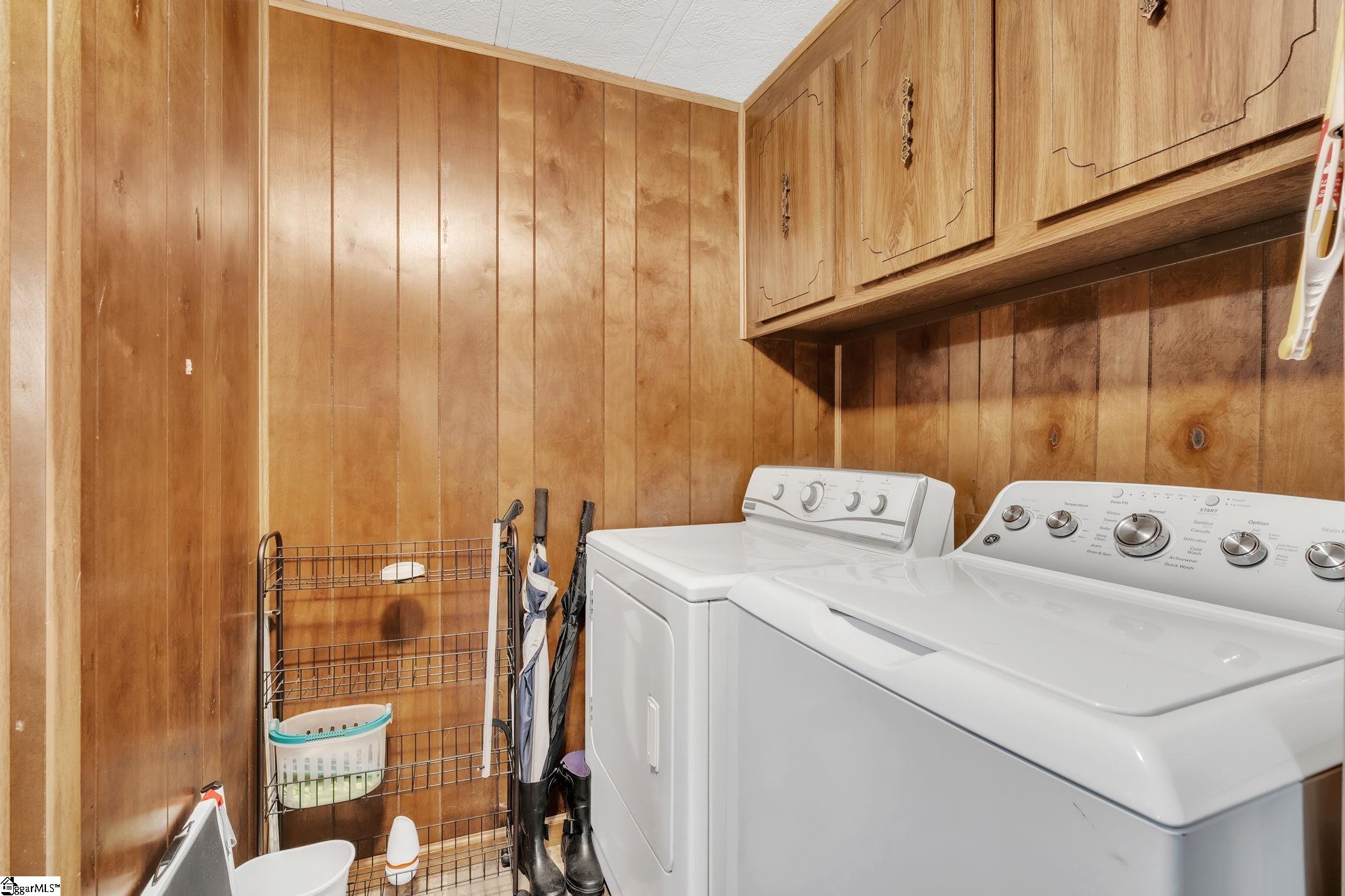207 Wallace Drive Easley, SC 29640