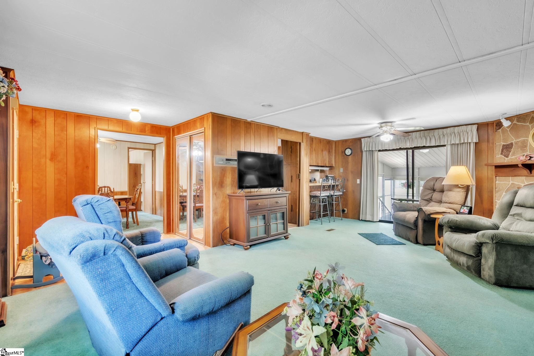 207 Wallace Drive Easley, SC 29640